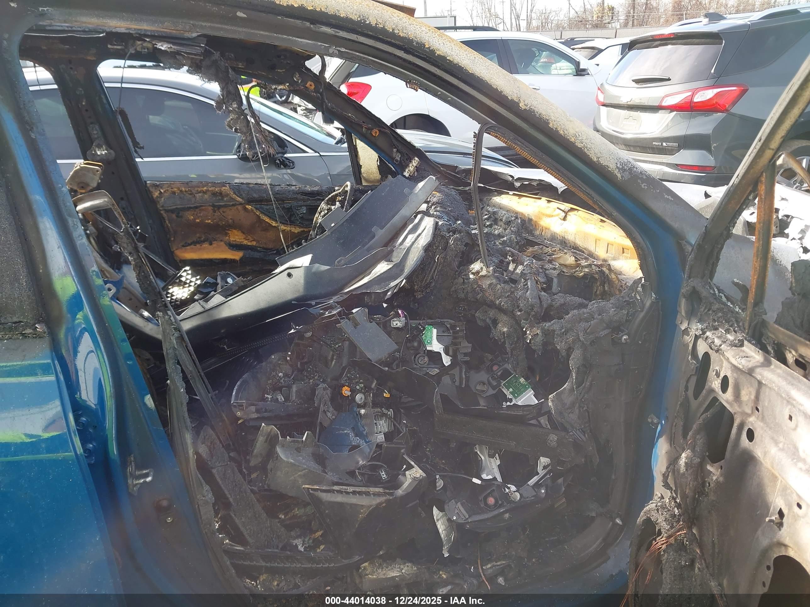 SUBARU FORESTER image 5