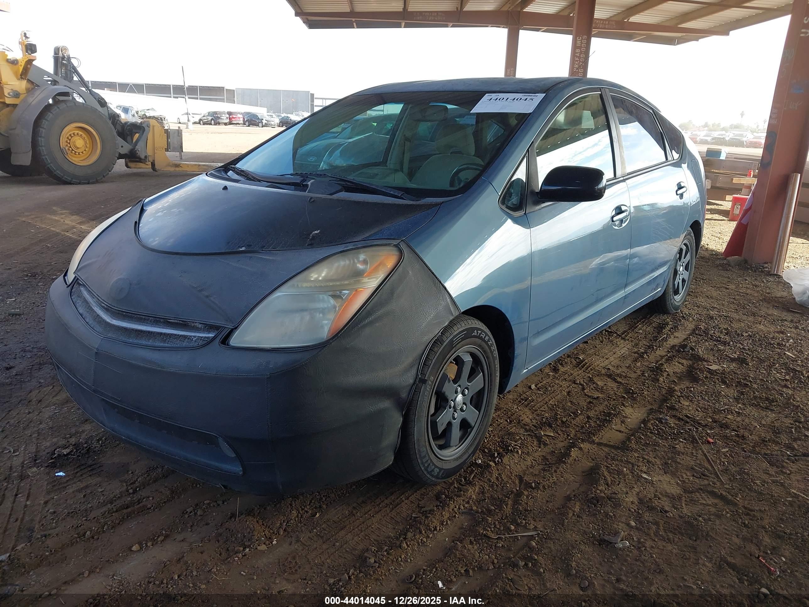 TOYOTA PRIUS image 2