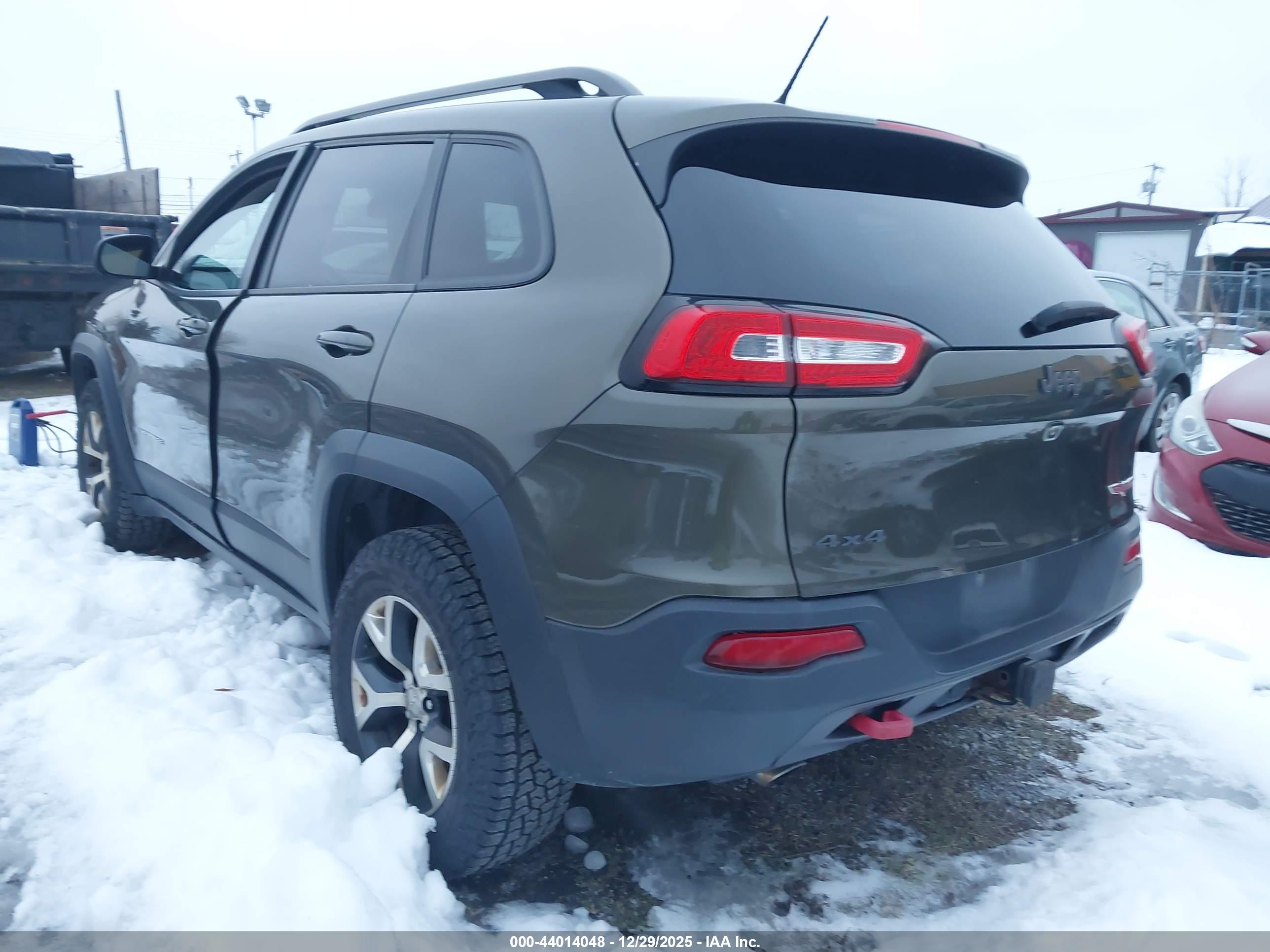JEEP CHEROKEE image 3