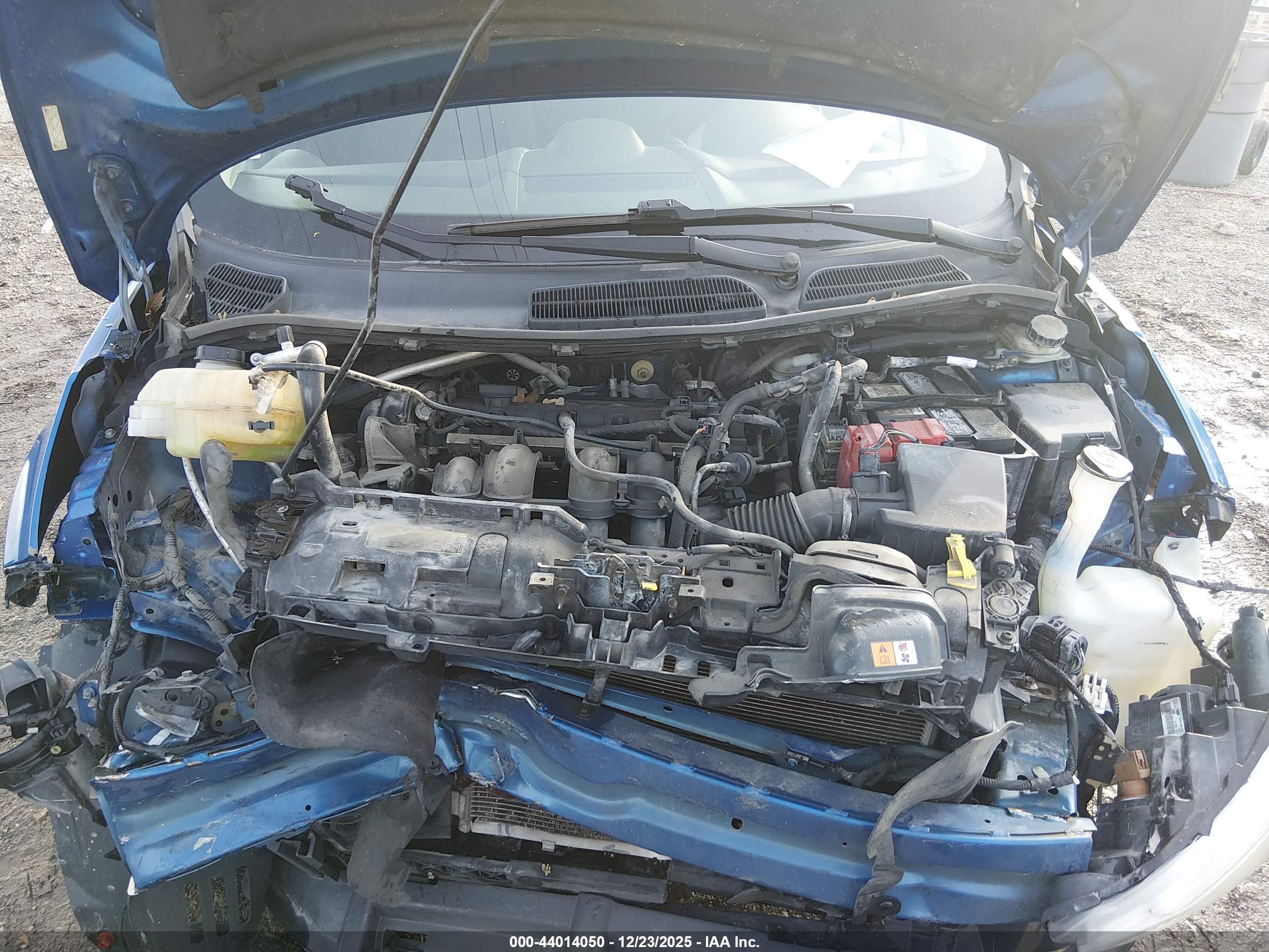 FORD FIESTA image 10