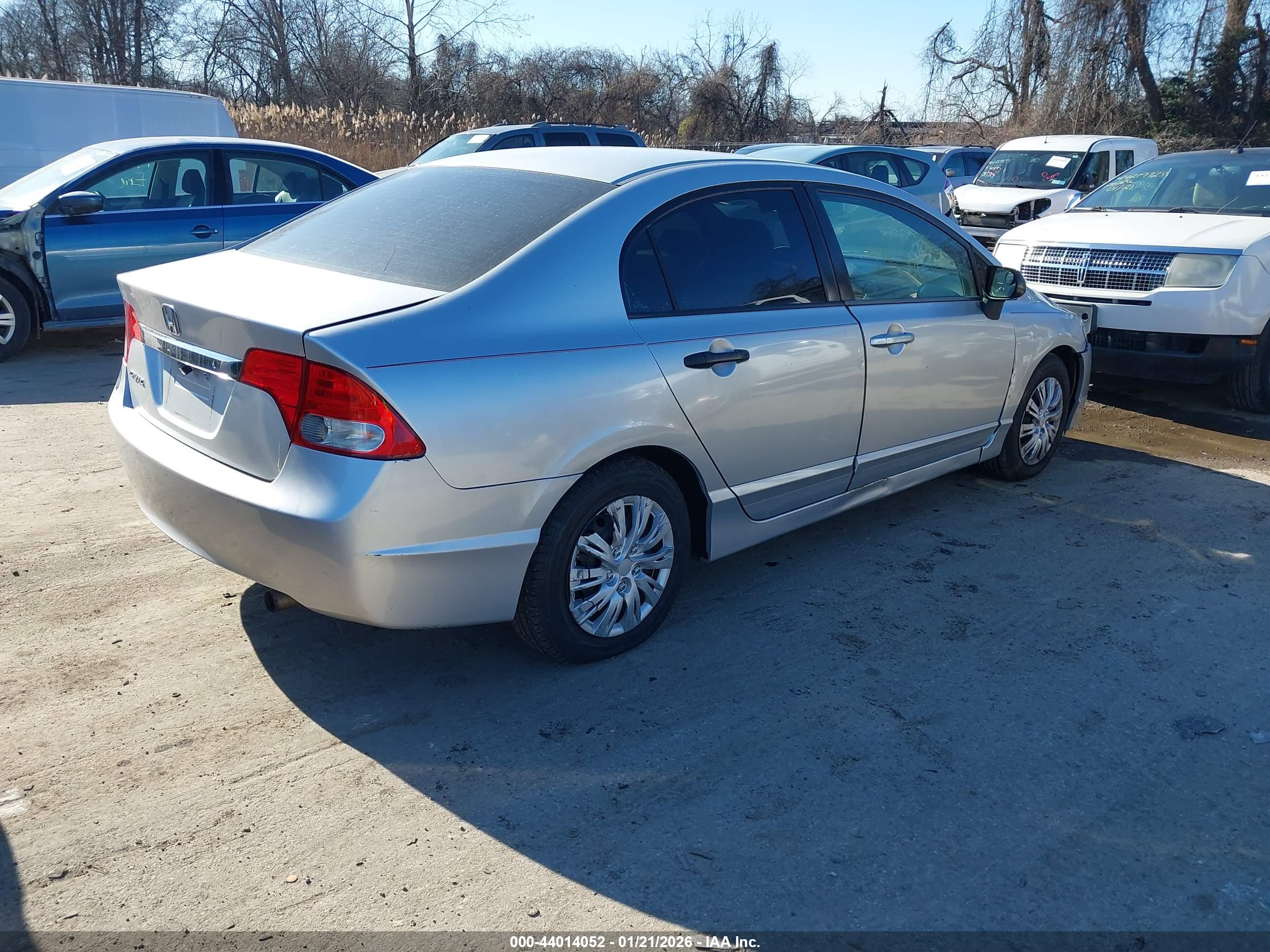HONDA CIVIC image 4