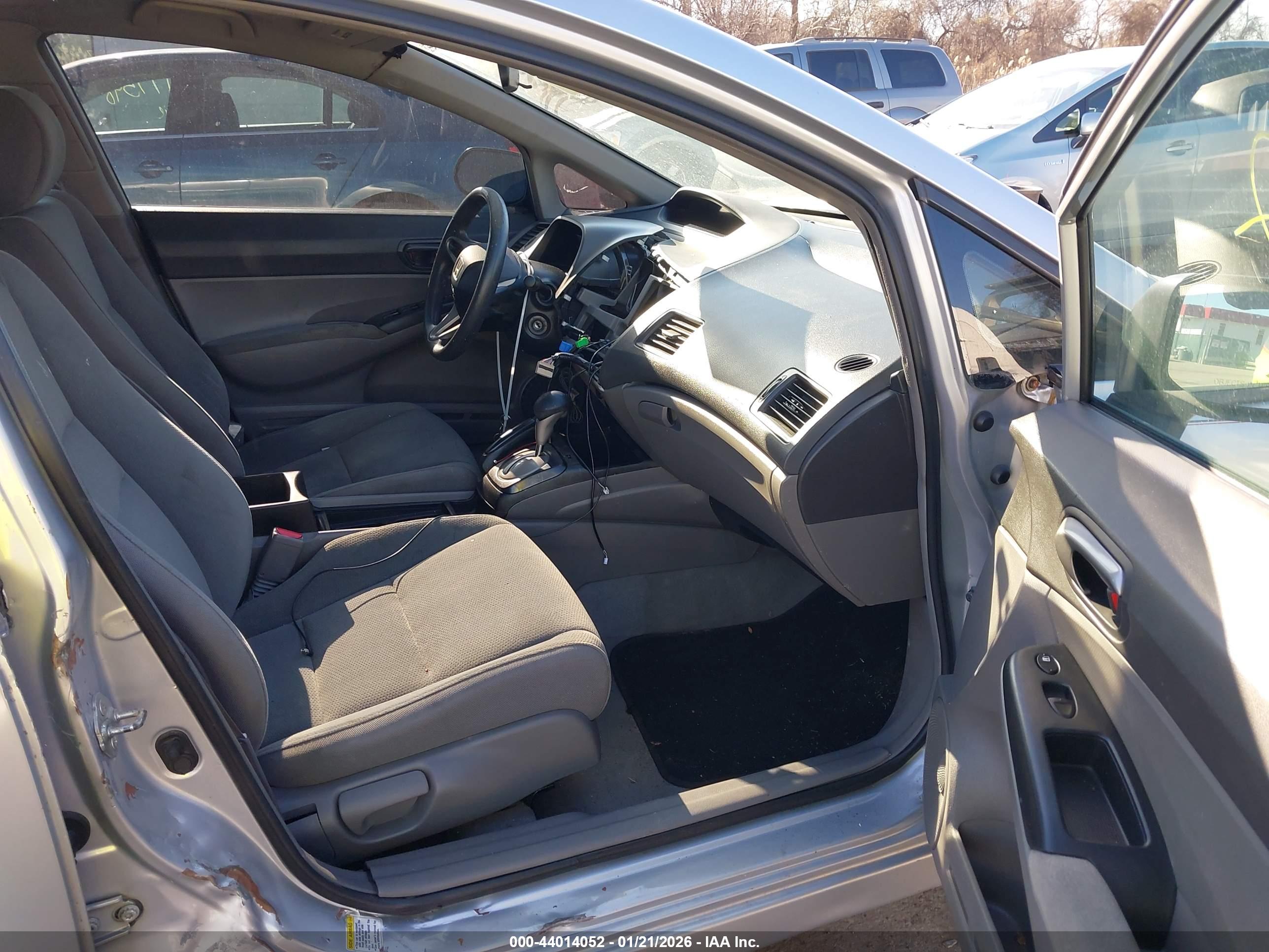 HONDA CIVIC image 5