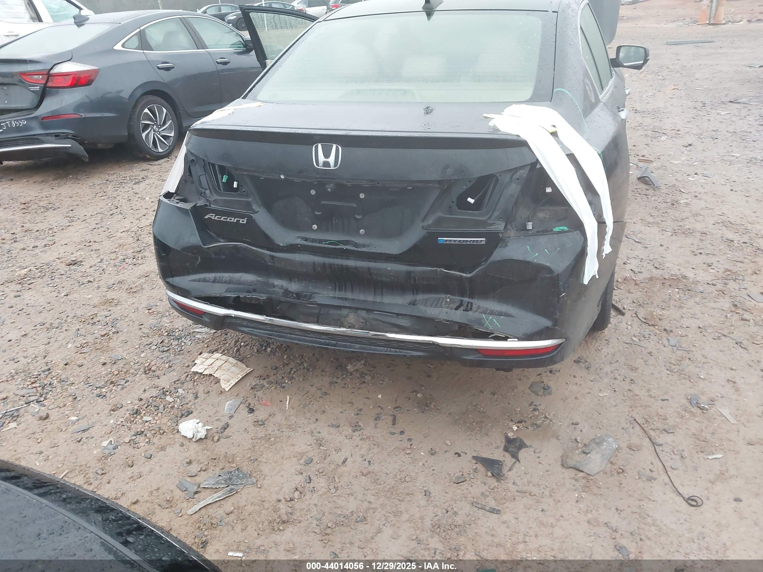 HONDA ACCORD image 6