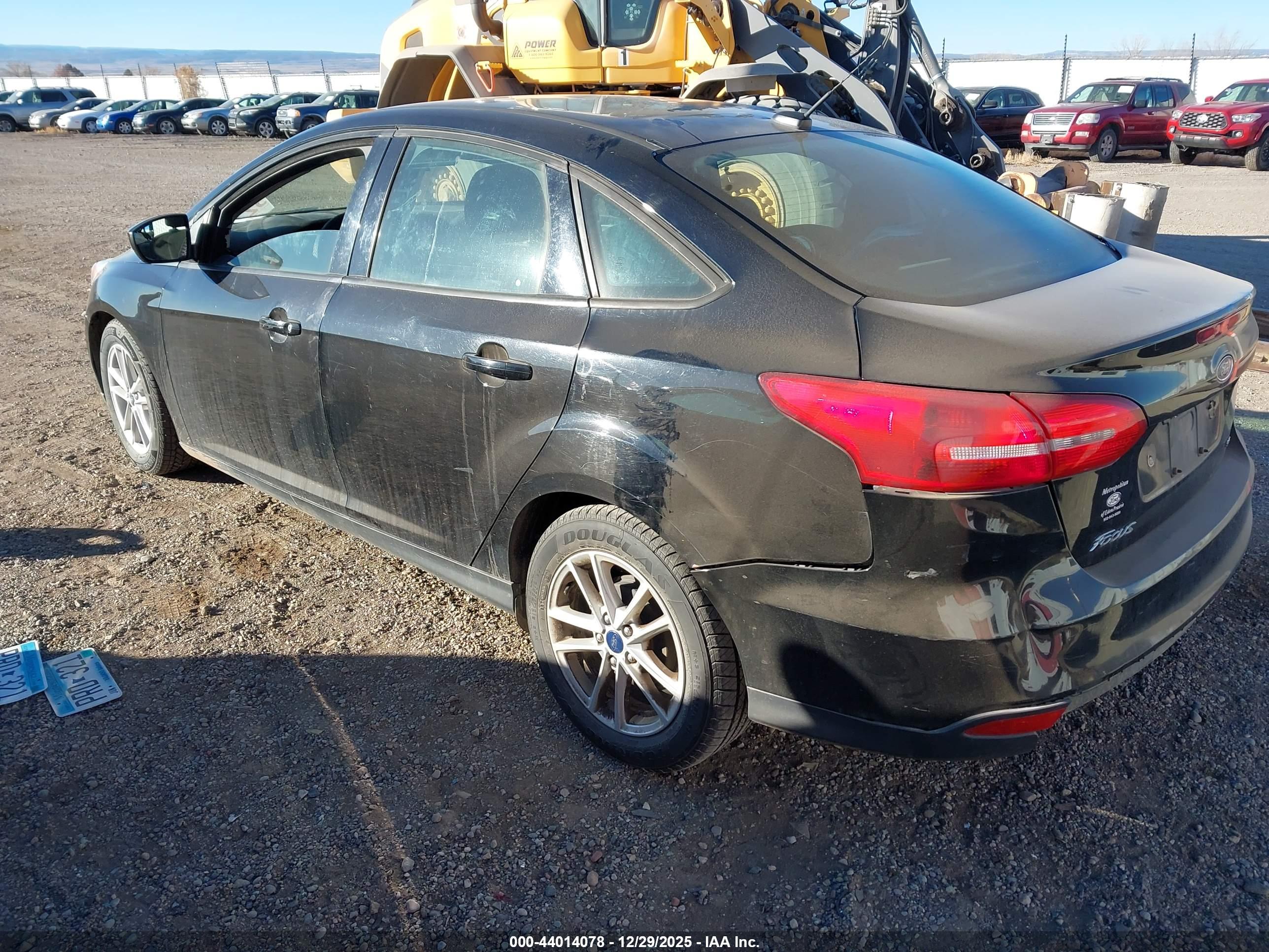 FORD FOCUS image 3