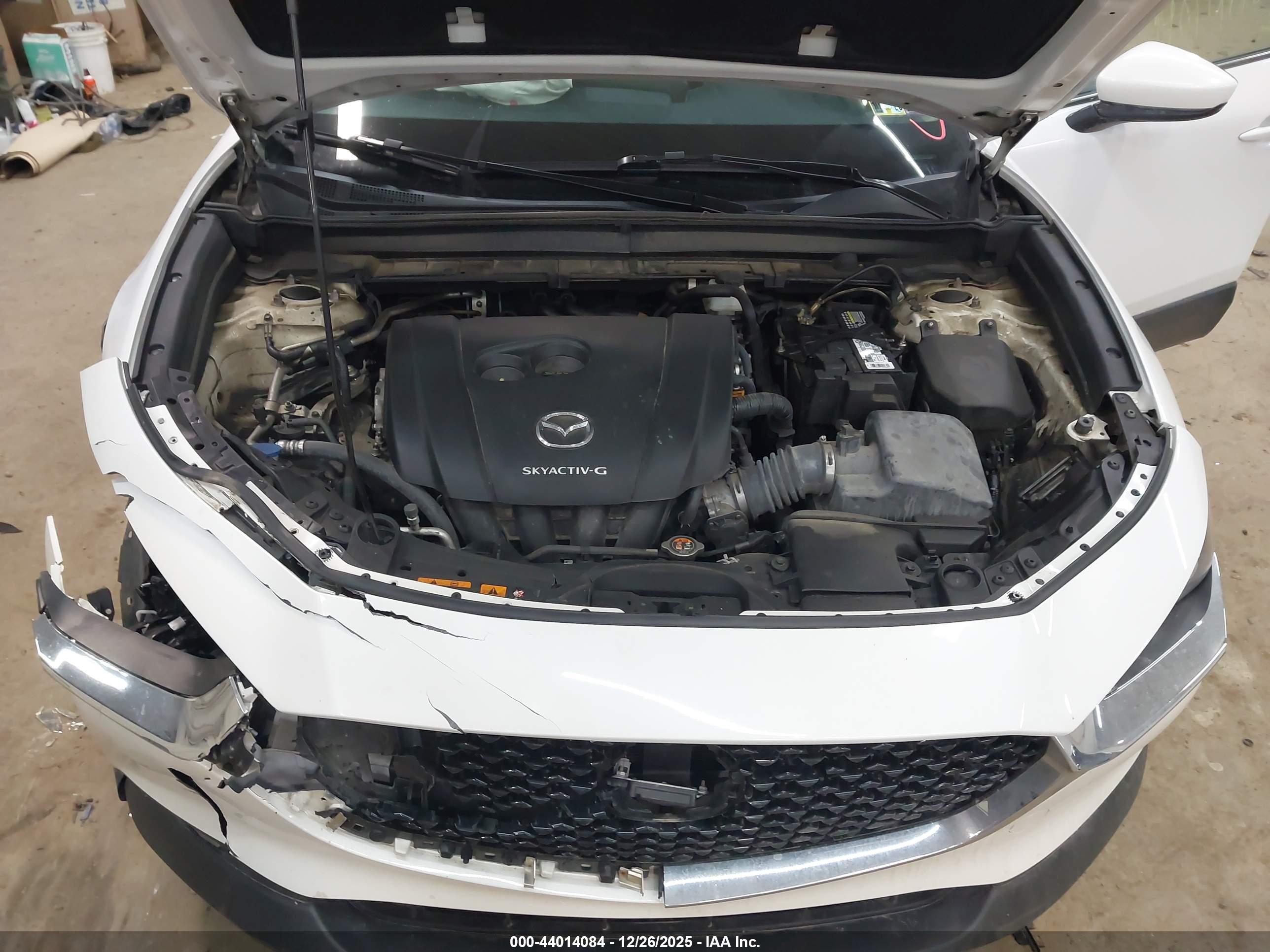 MAZDA CX-30 image 10
