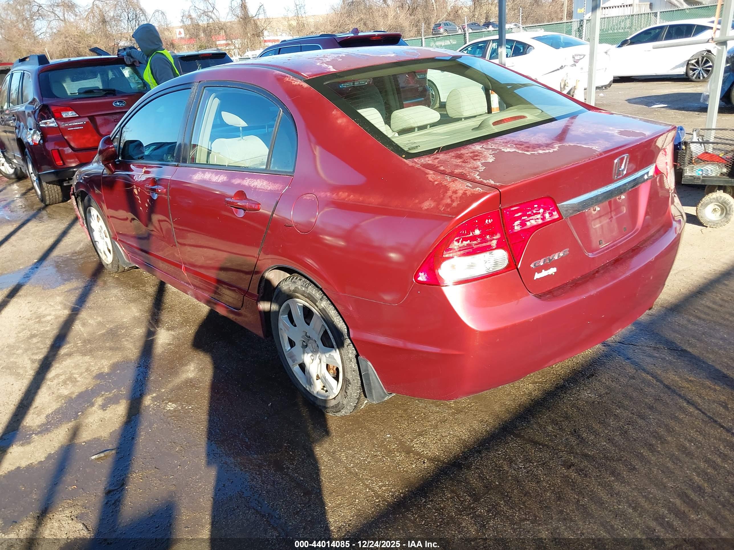 HONDA CIVIC image 3