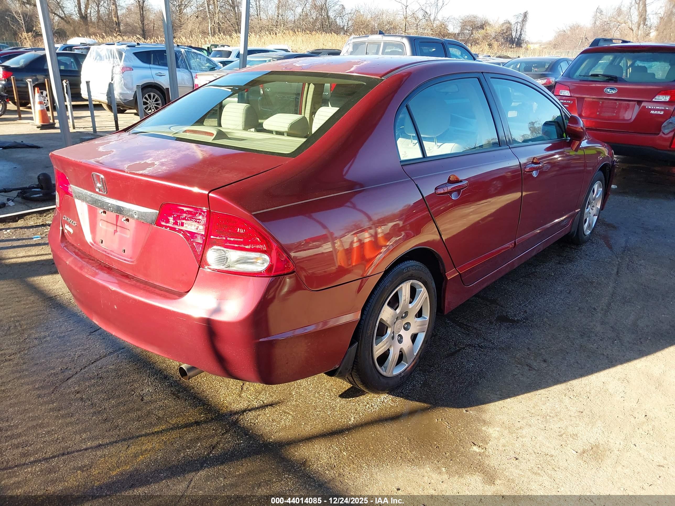 HONDA CIVIC image 4