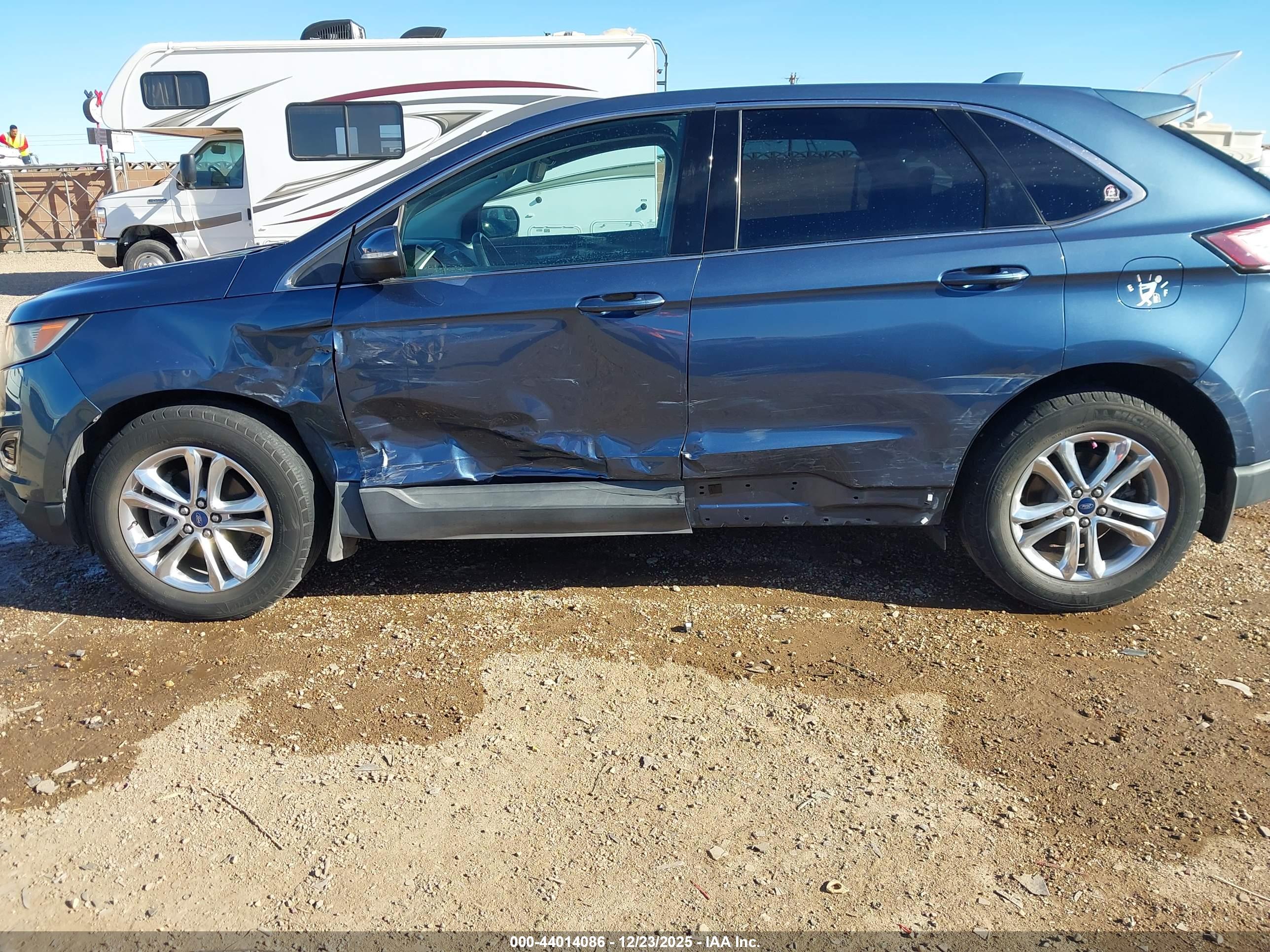 FORD EDGE image 6