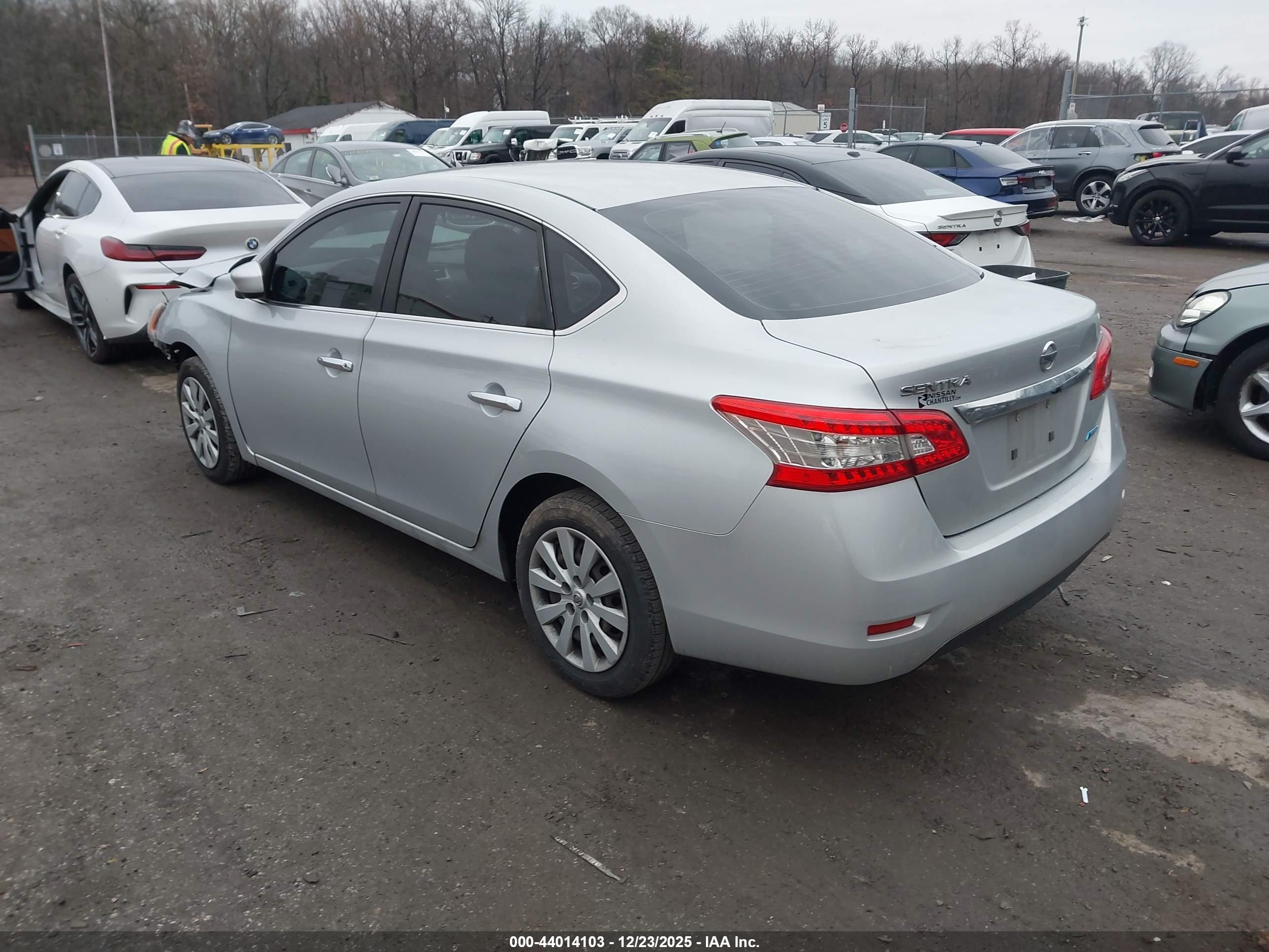 NISSAN SENTRA image 3