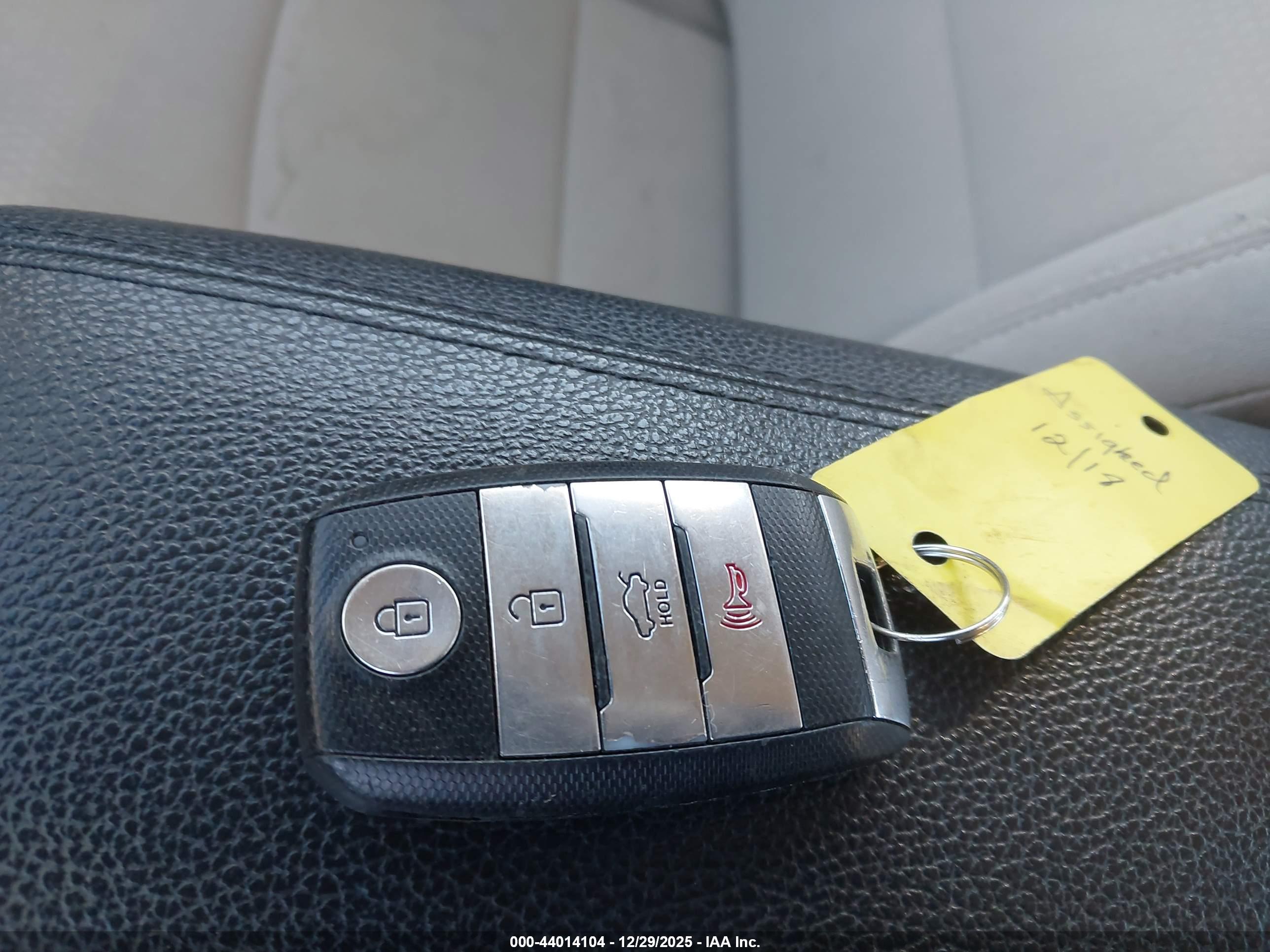 KIA OPTIMA image 11
