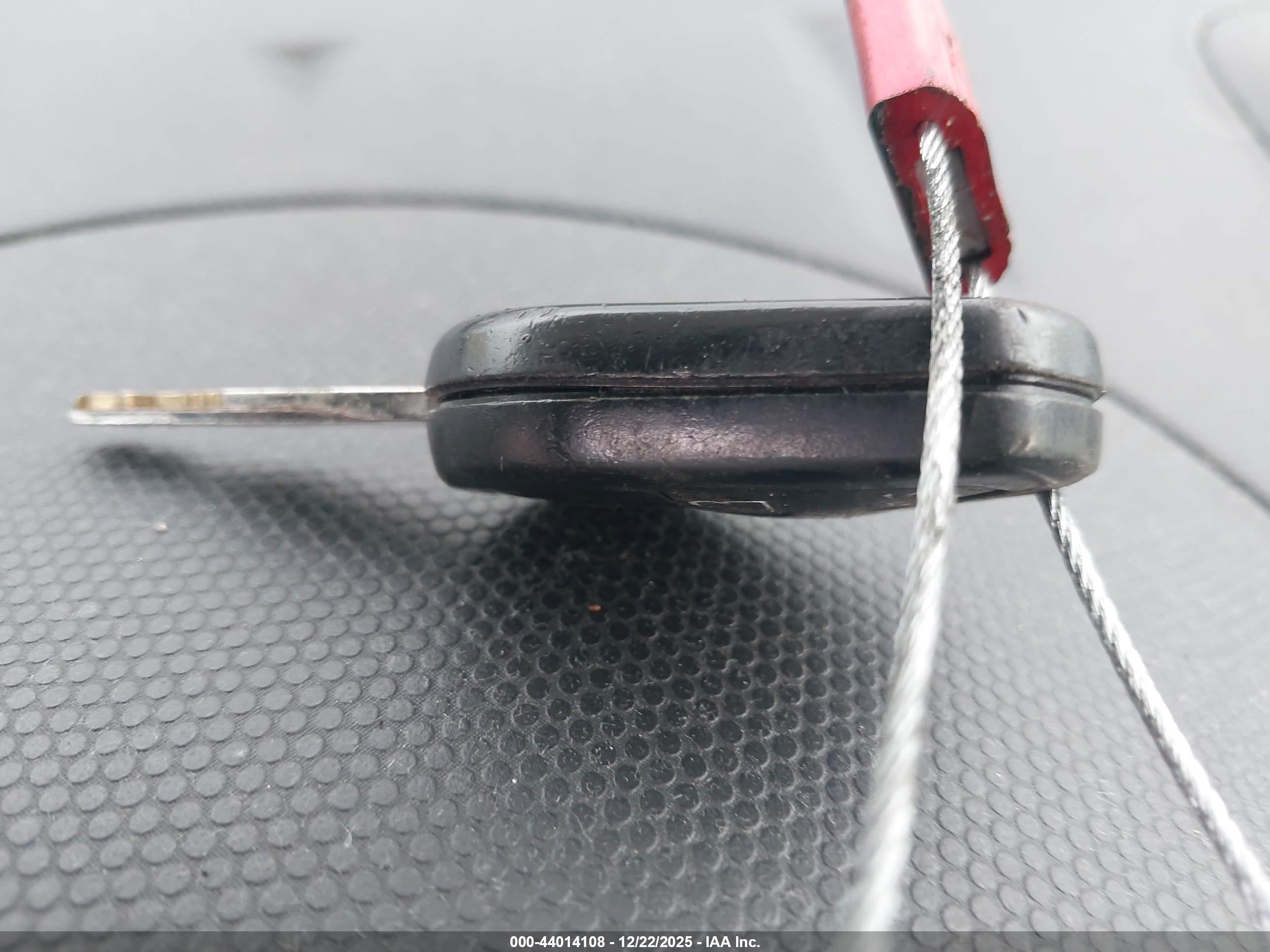 FORD ESCAPE image 11