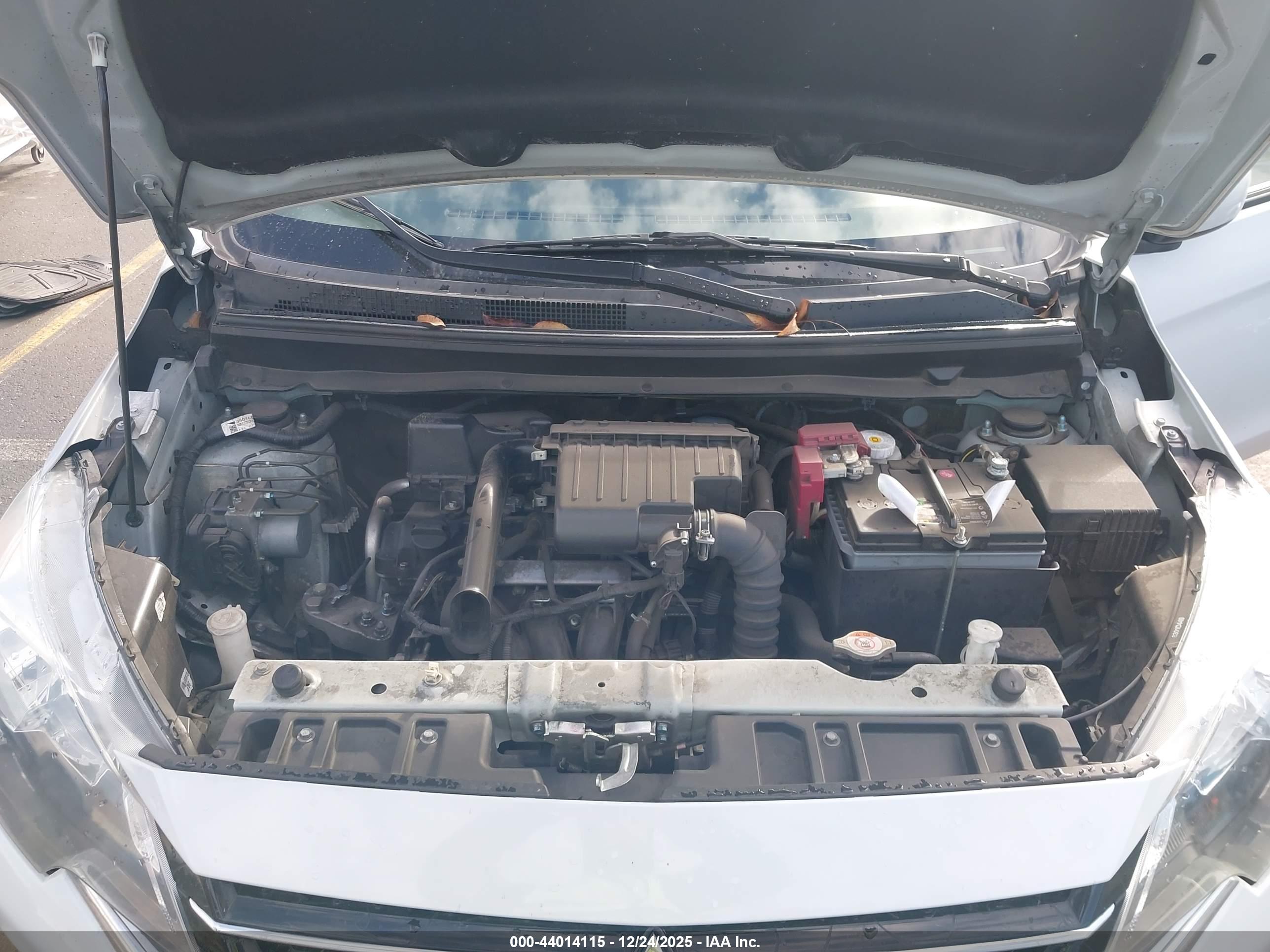 MITSUBISHI MIRAGE image 10