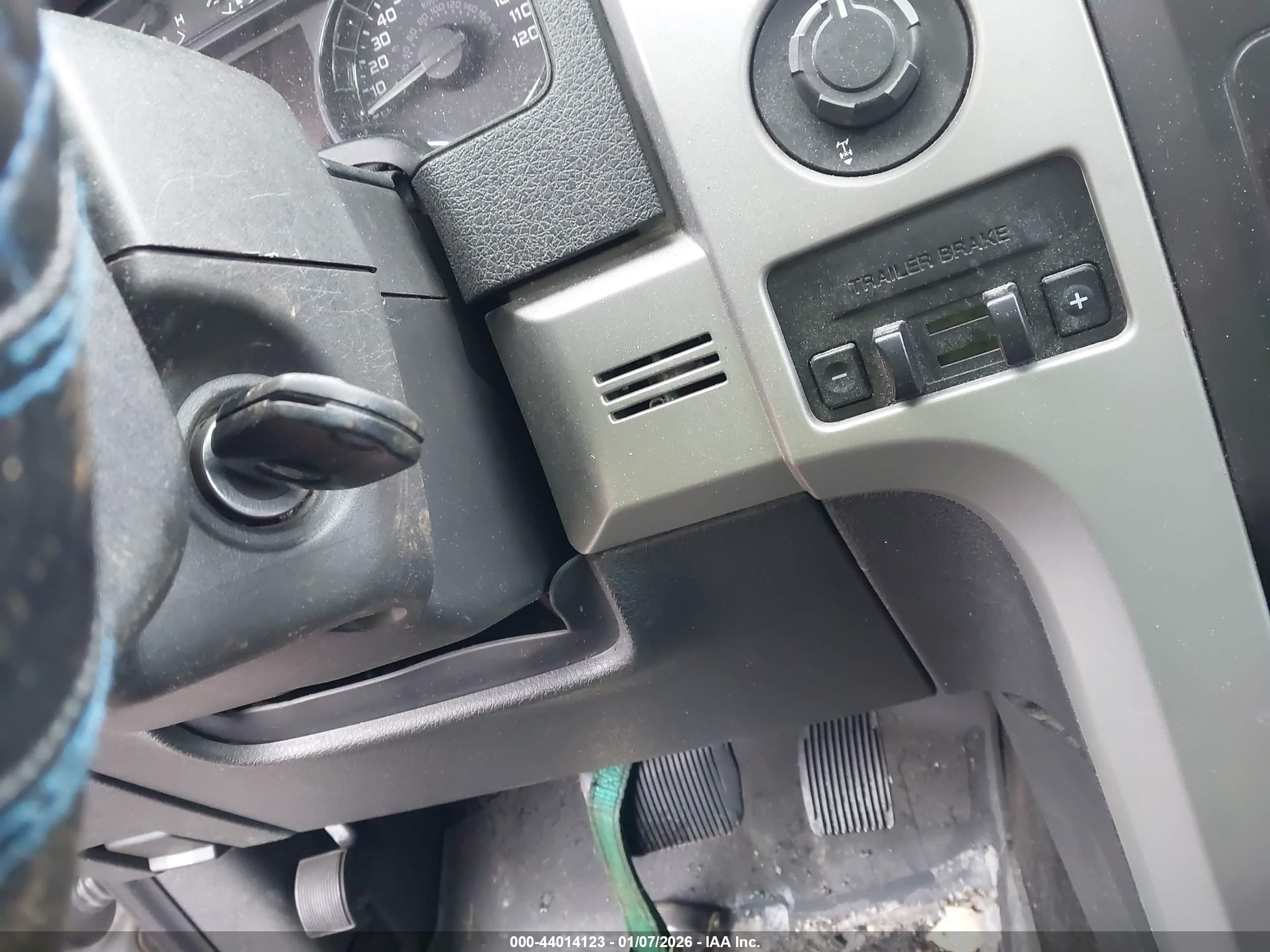 FORD F-150 image 11