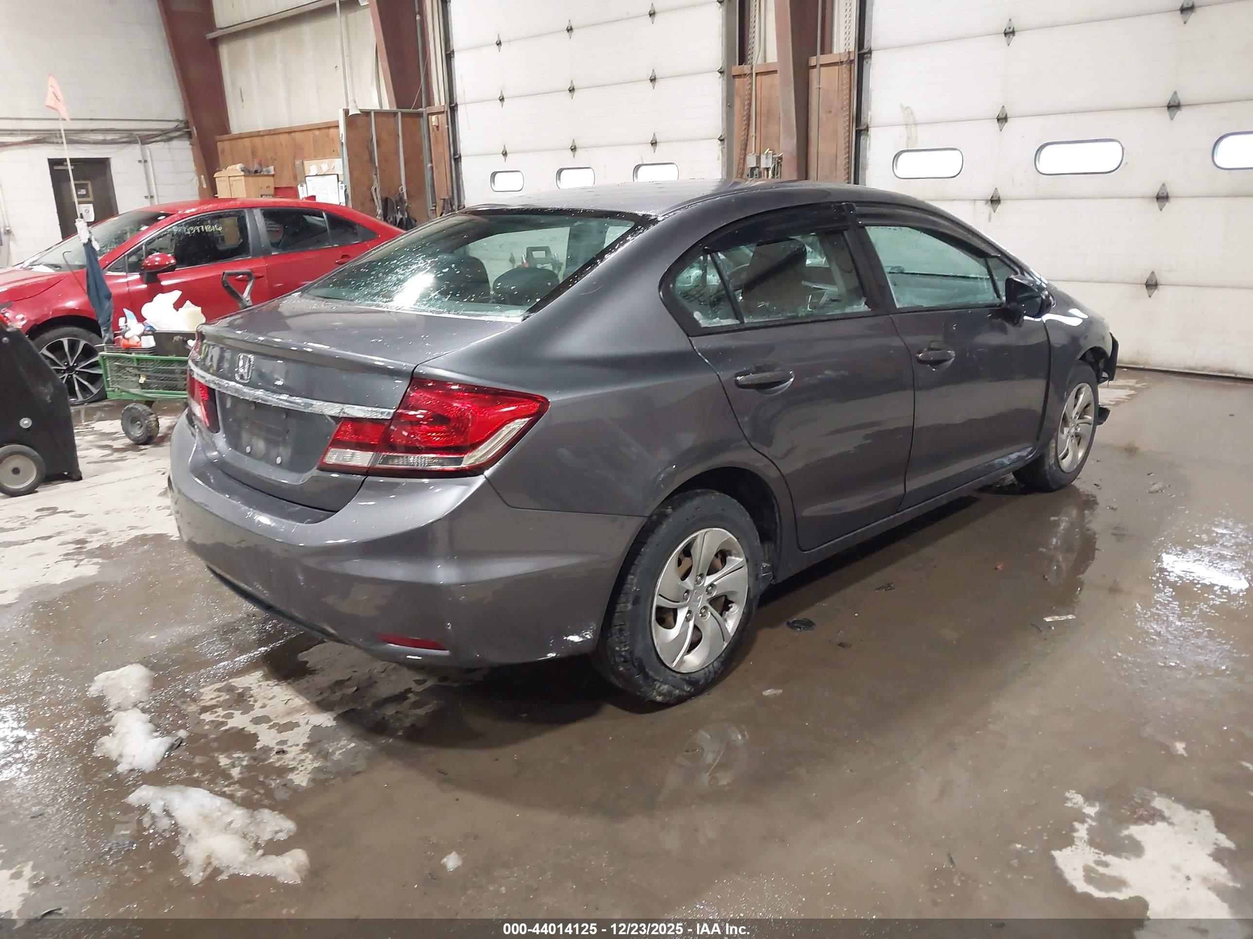 HONDA CIVIC image 4