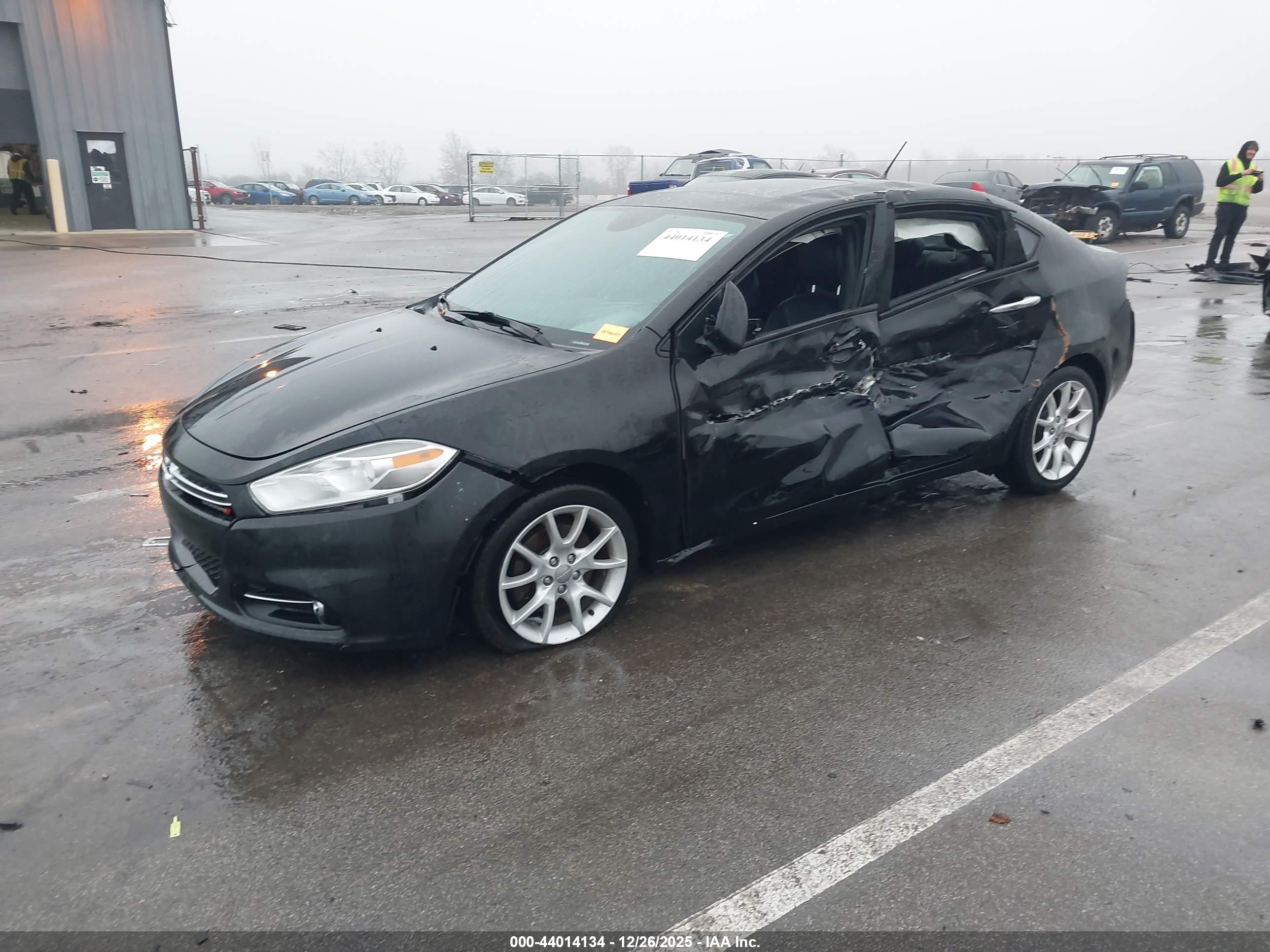 DODGE DART image 2
