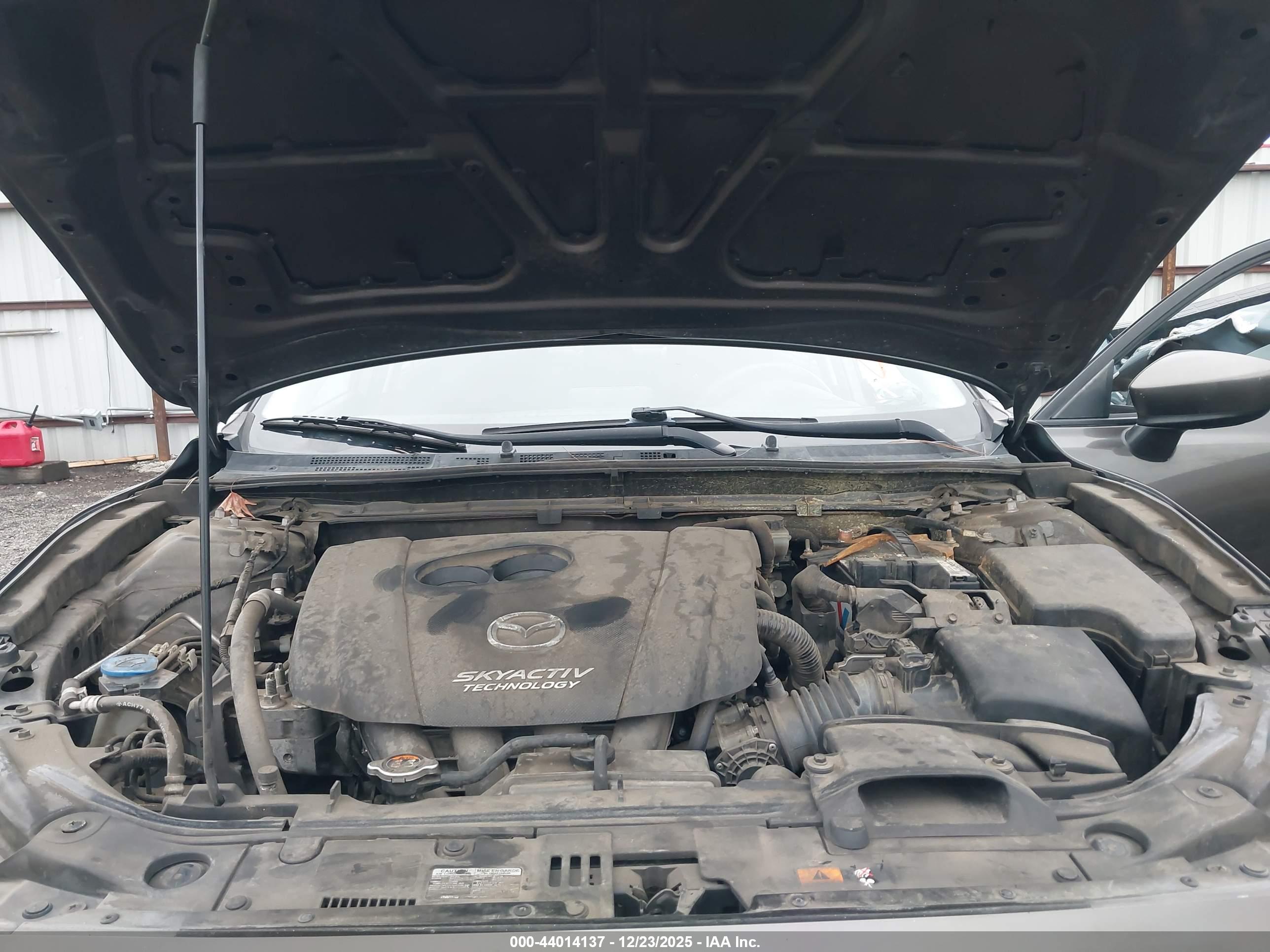 MAZDA MAZDA3 image 10