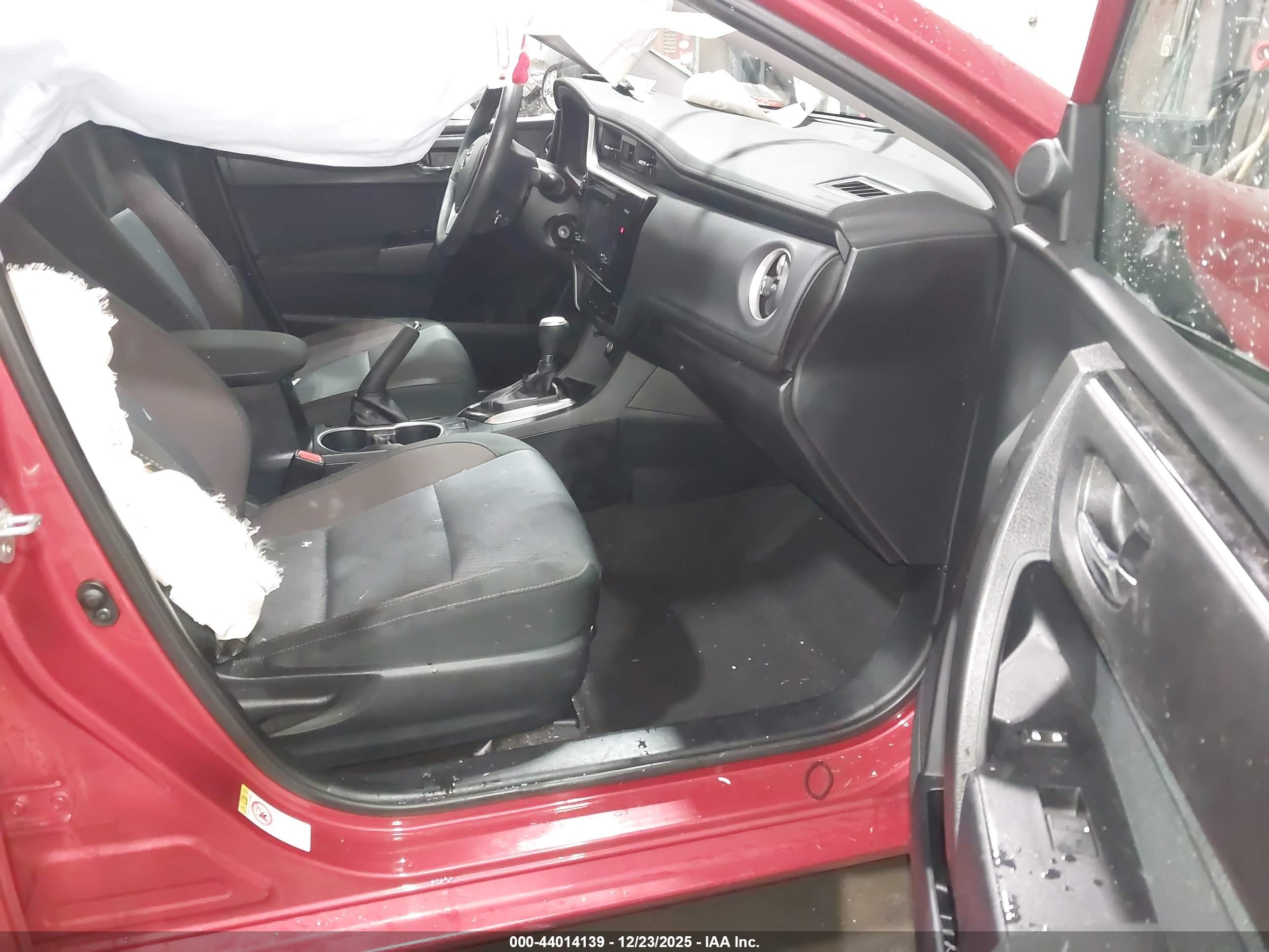 TOYOTA COROLLA image 5