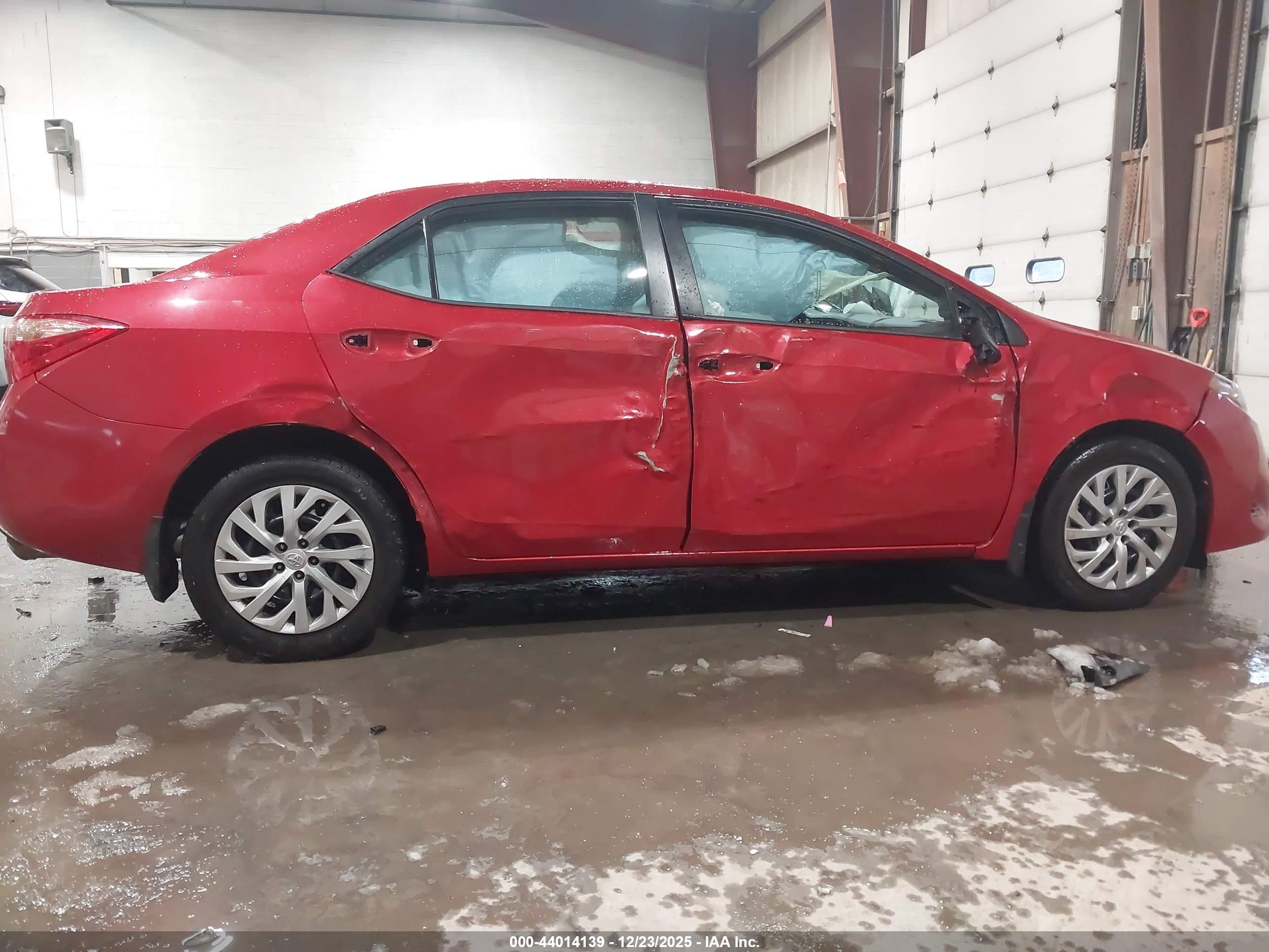 TOYOTA COROLLA image 6