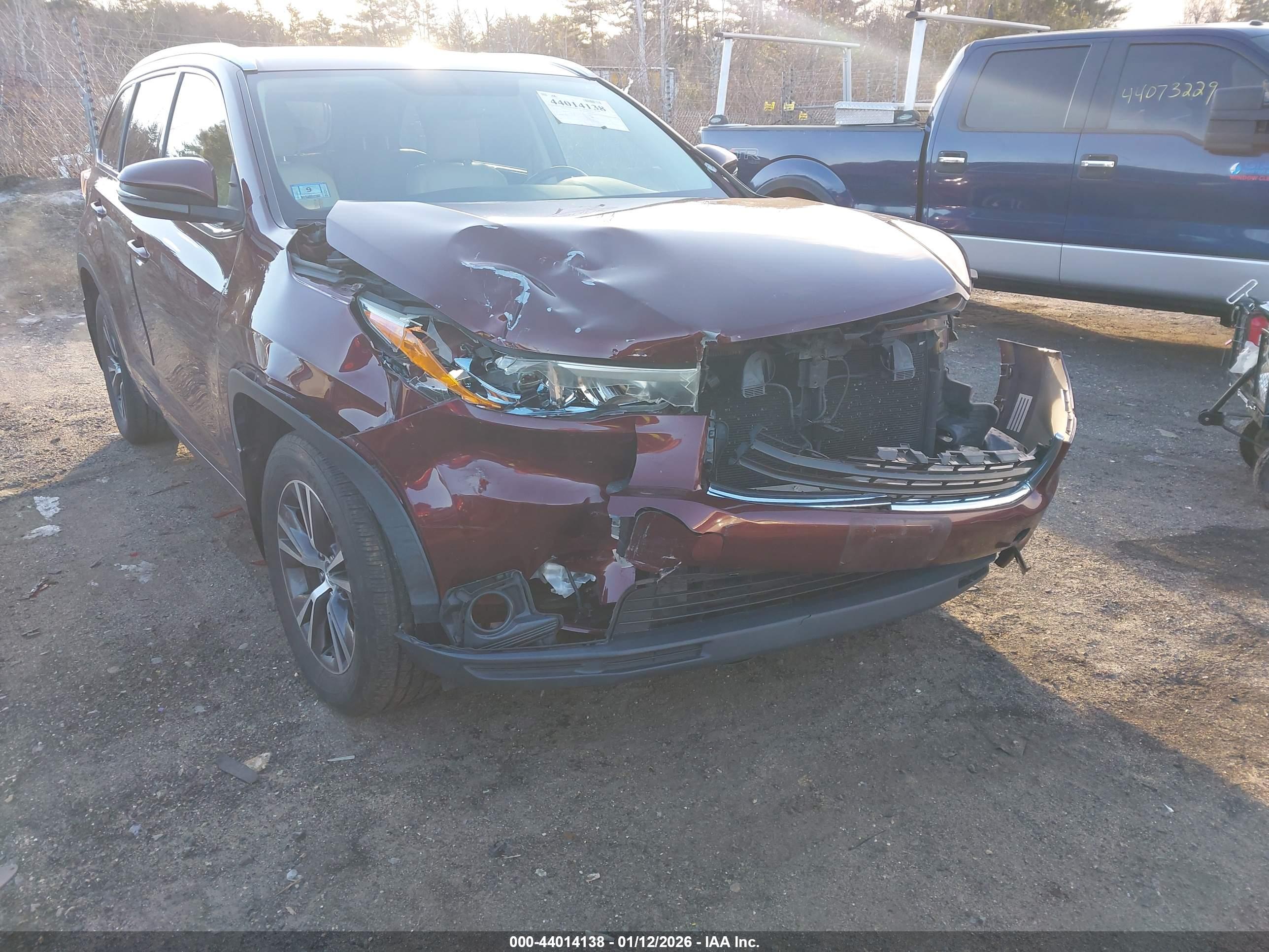 TOYOTA HIGHLANDER image 6