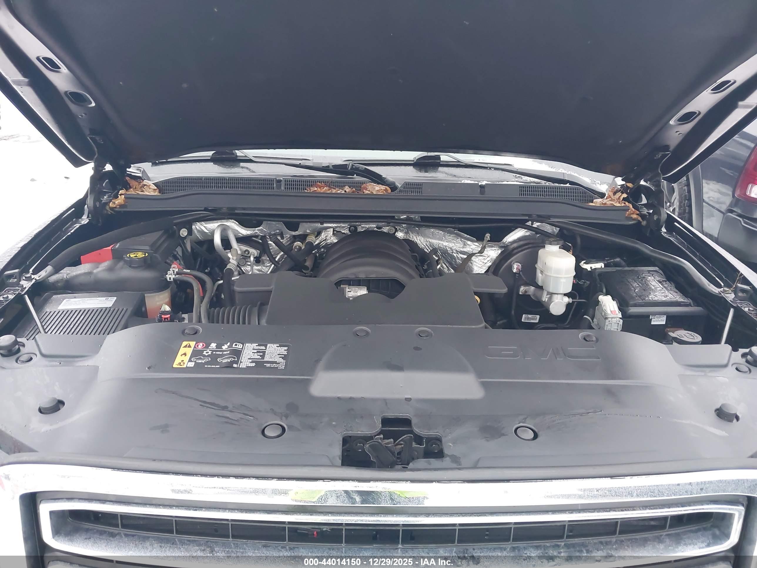 GMC YUKON image 10