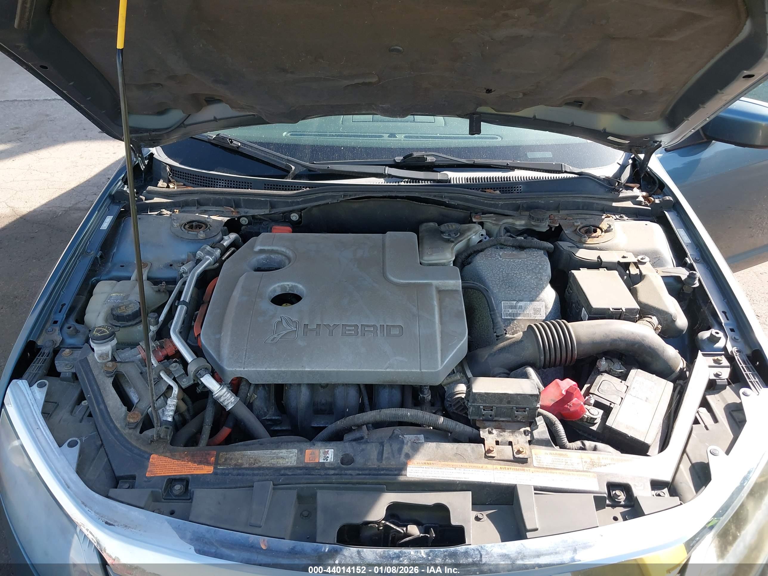 FORD FUSION image 10