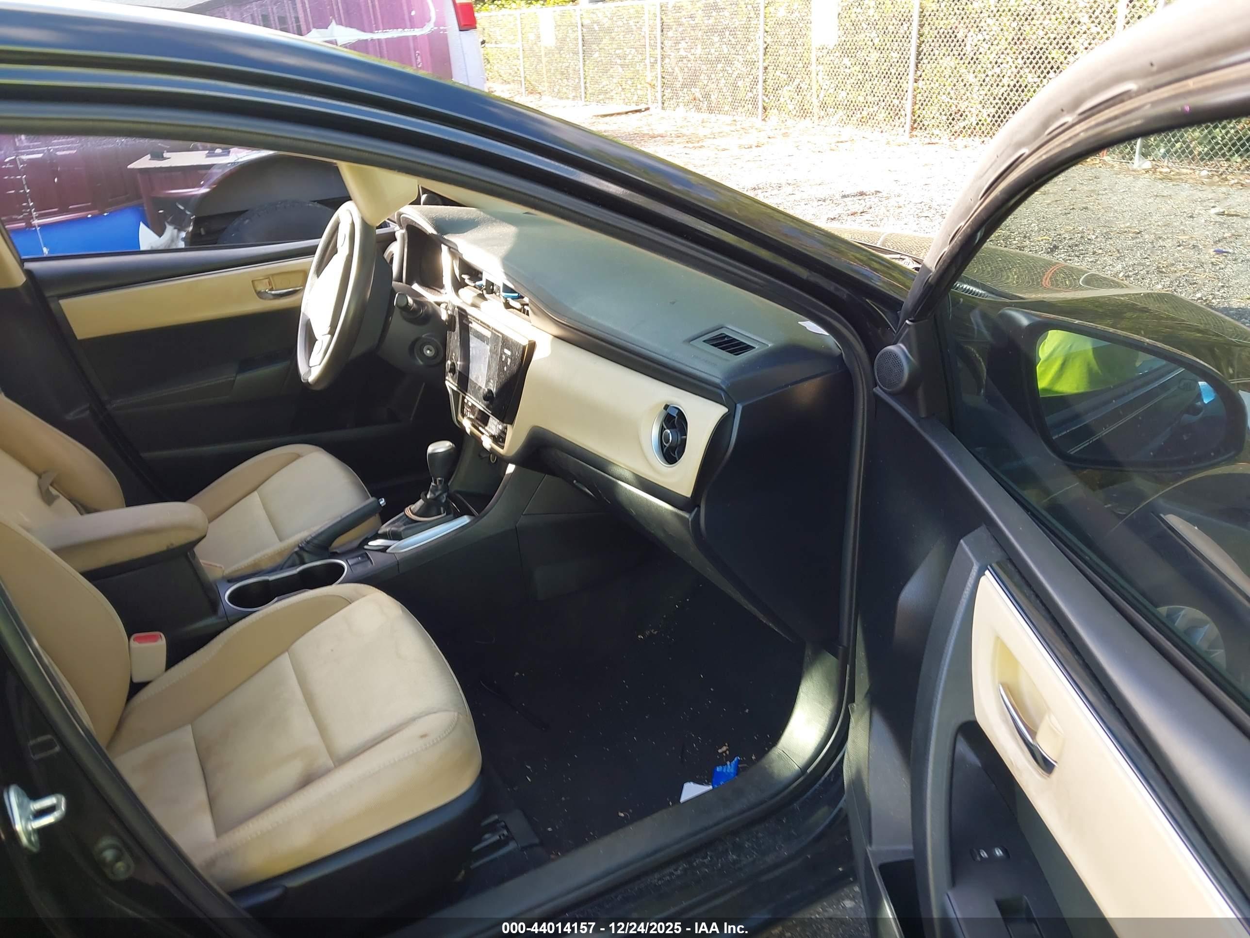 TOYOTA COROLLA image 5