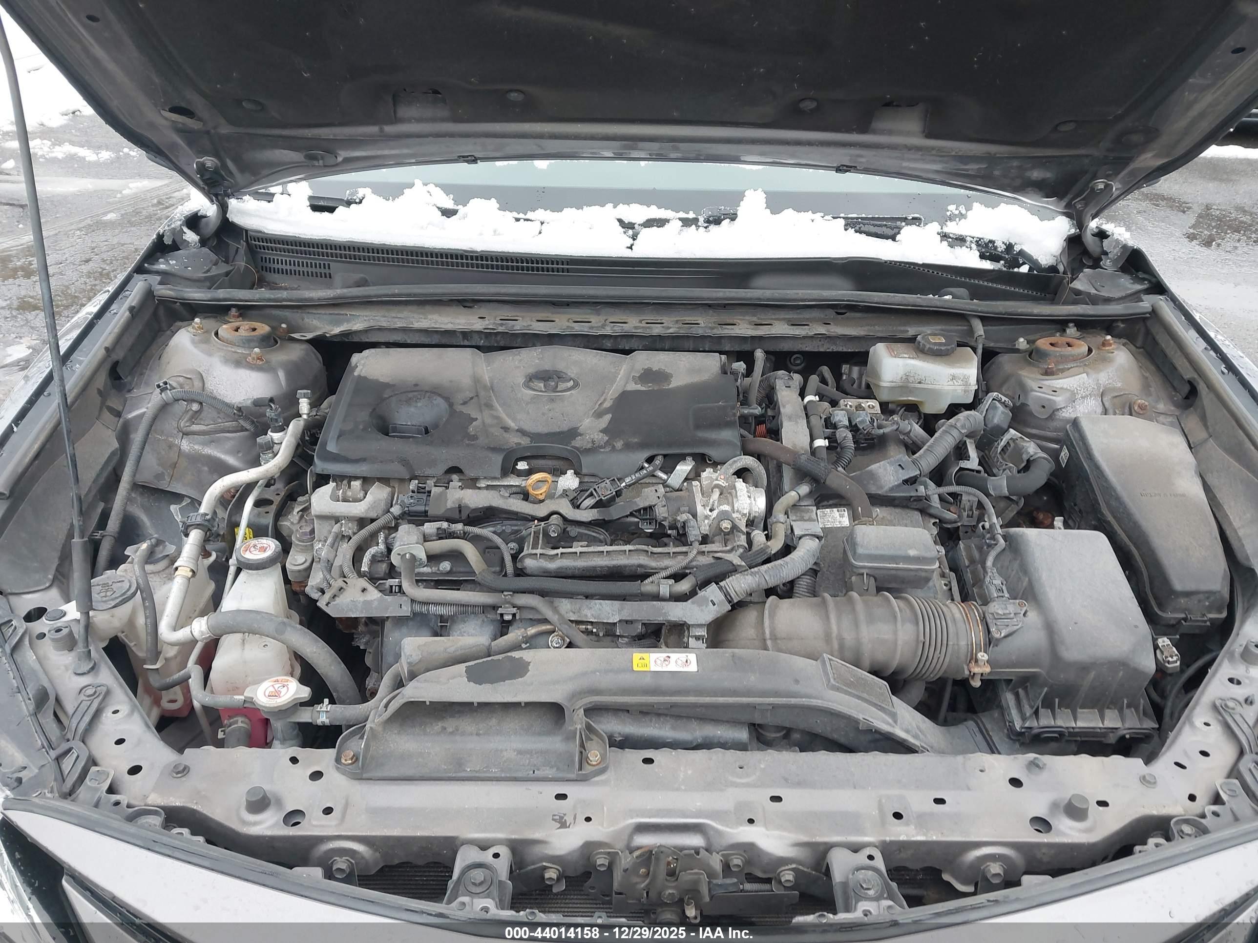 TOYOTA CAMRY image 10