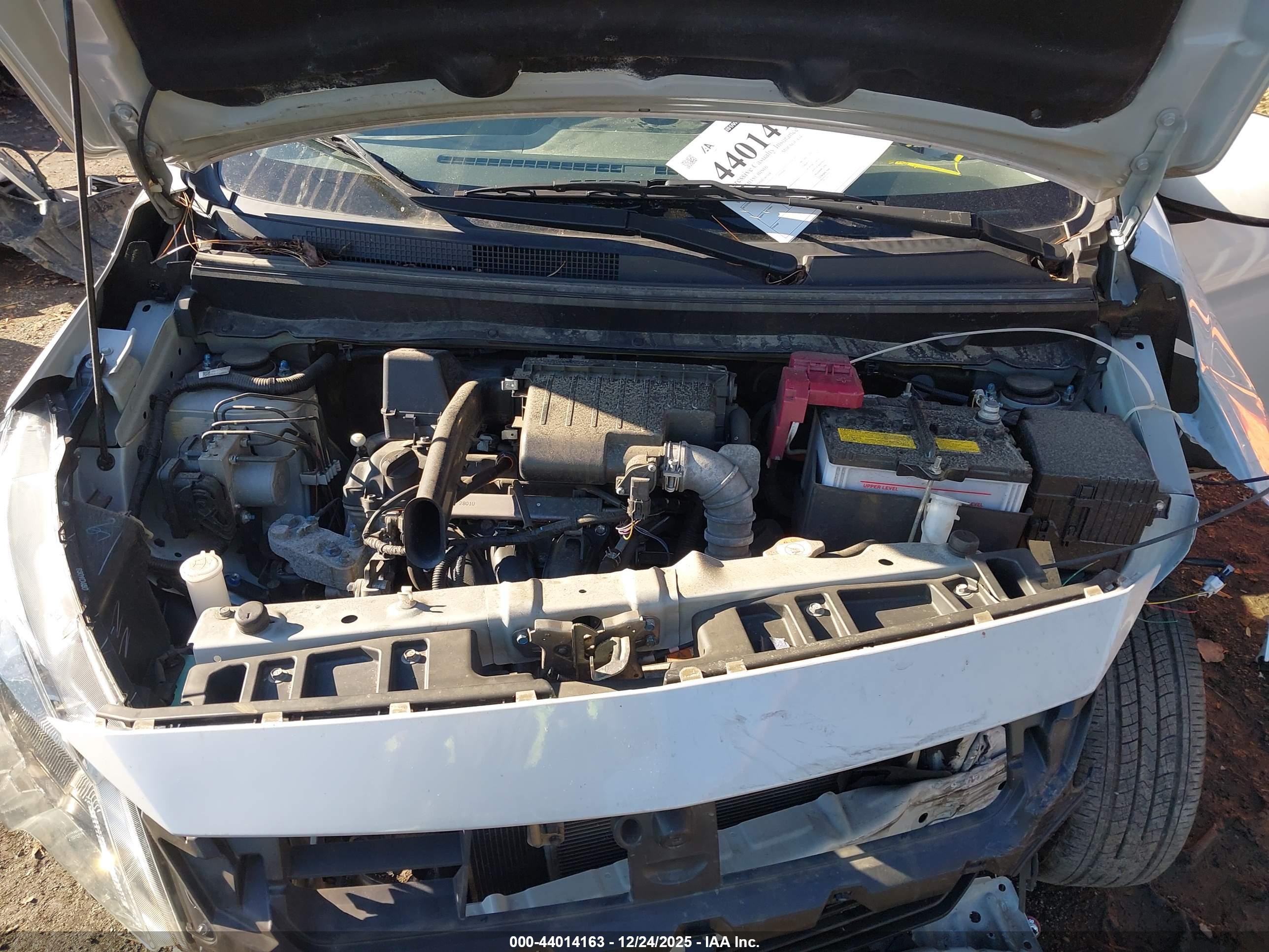 MITSUBISHI MIRAGE image 10