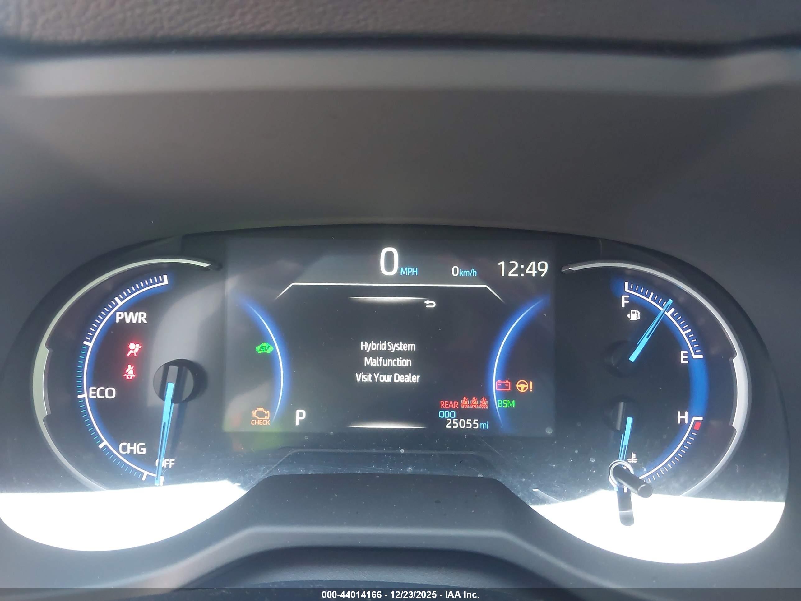 TOYOTA RAV4 image 7