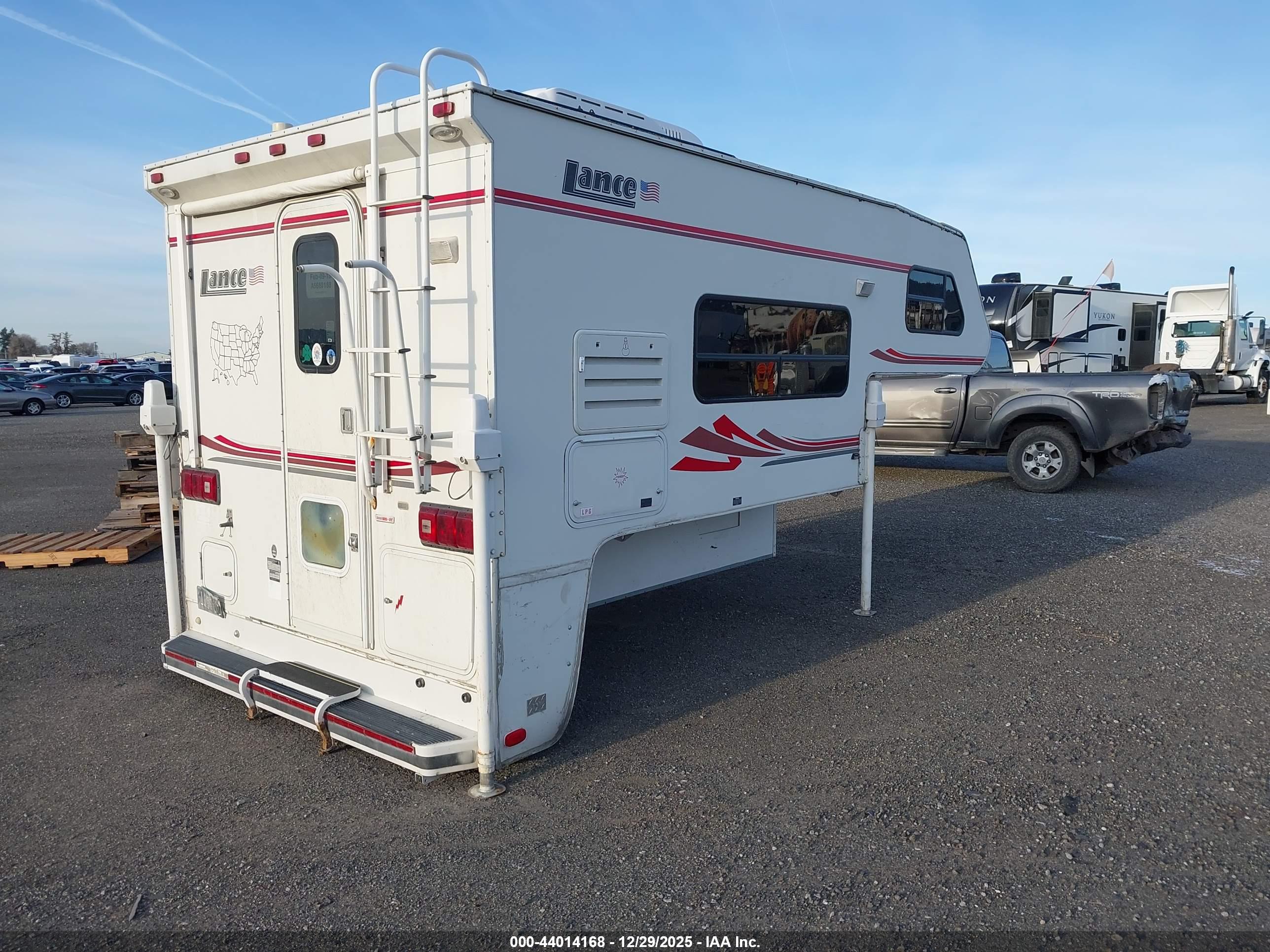 LANCE TRUCK image 3
