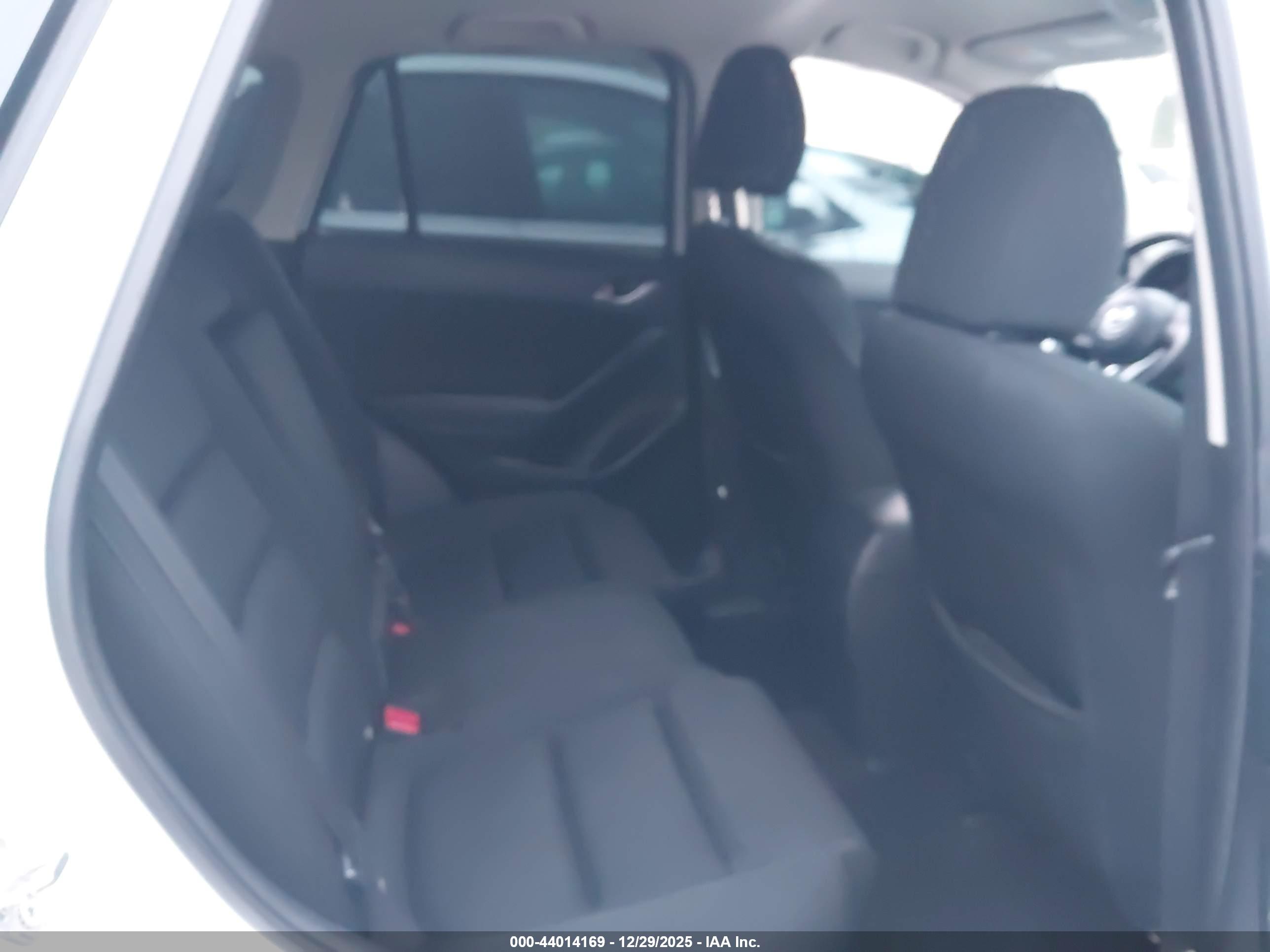 MAZDA CX-5 image 8