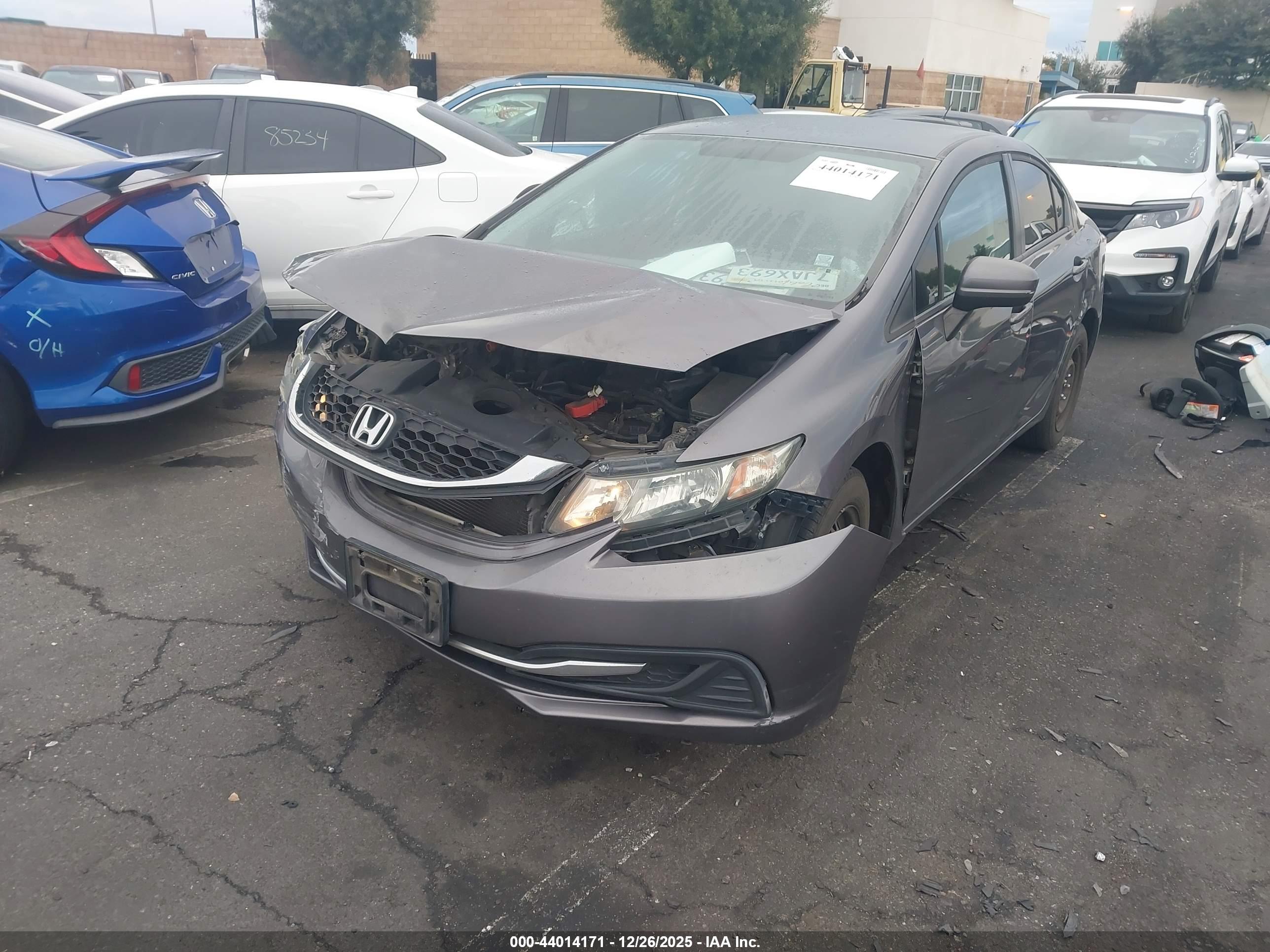 HONDA CIVIC image 2