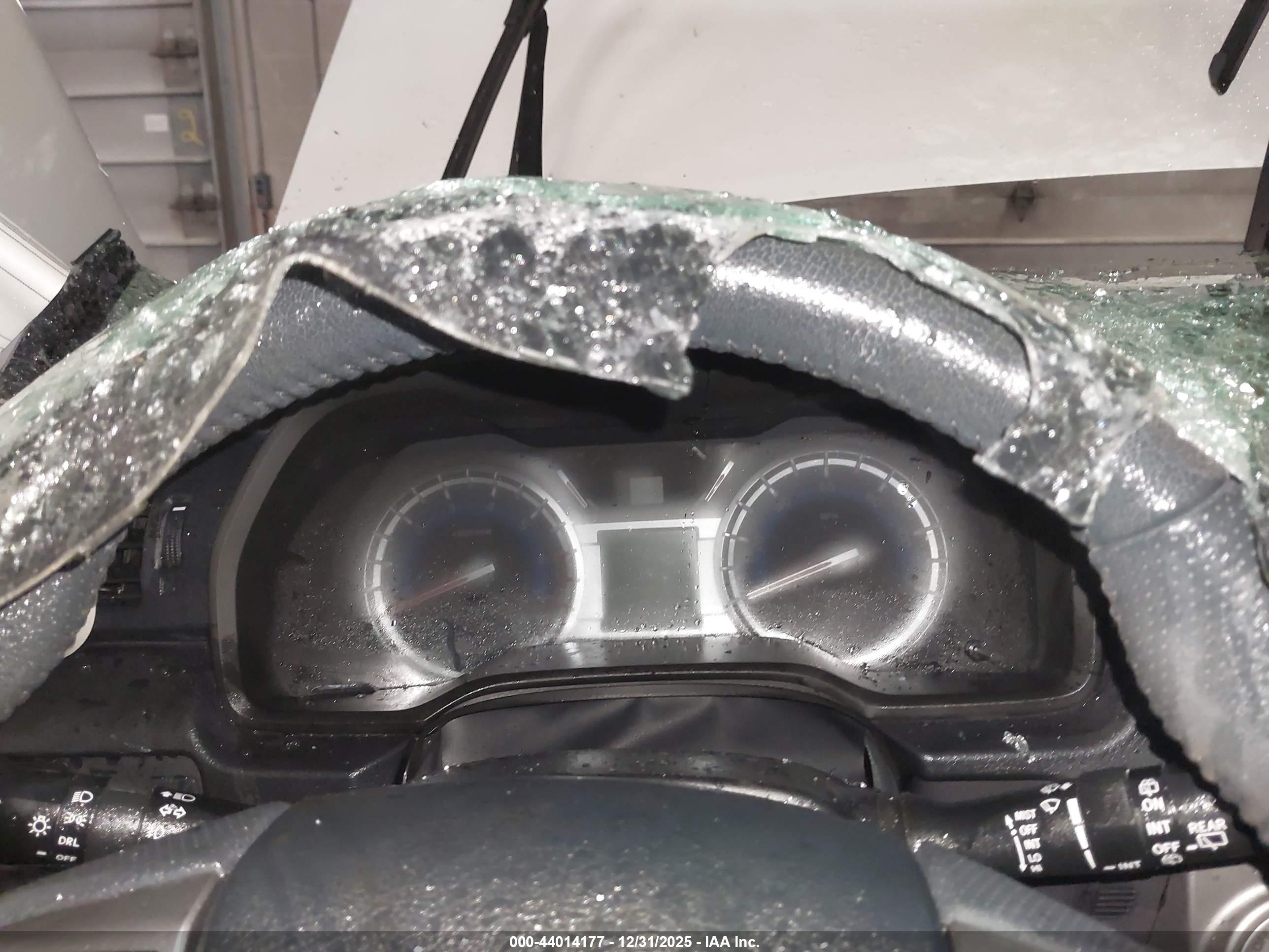 TOYOTA 4RUNNER image 7