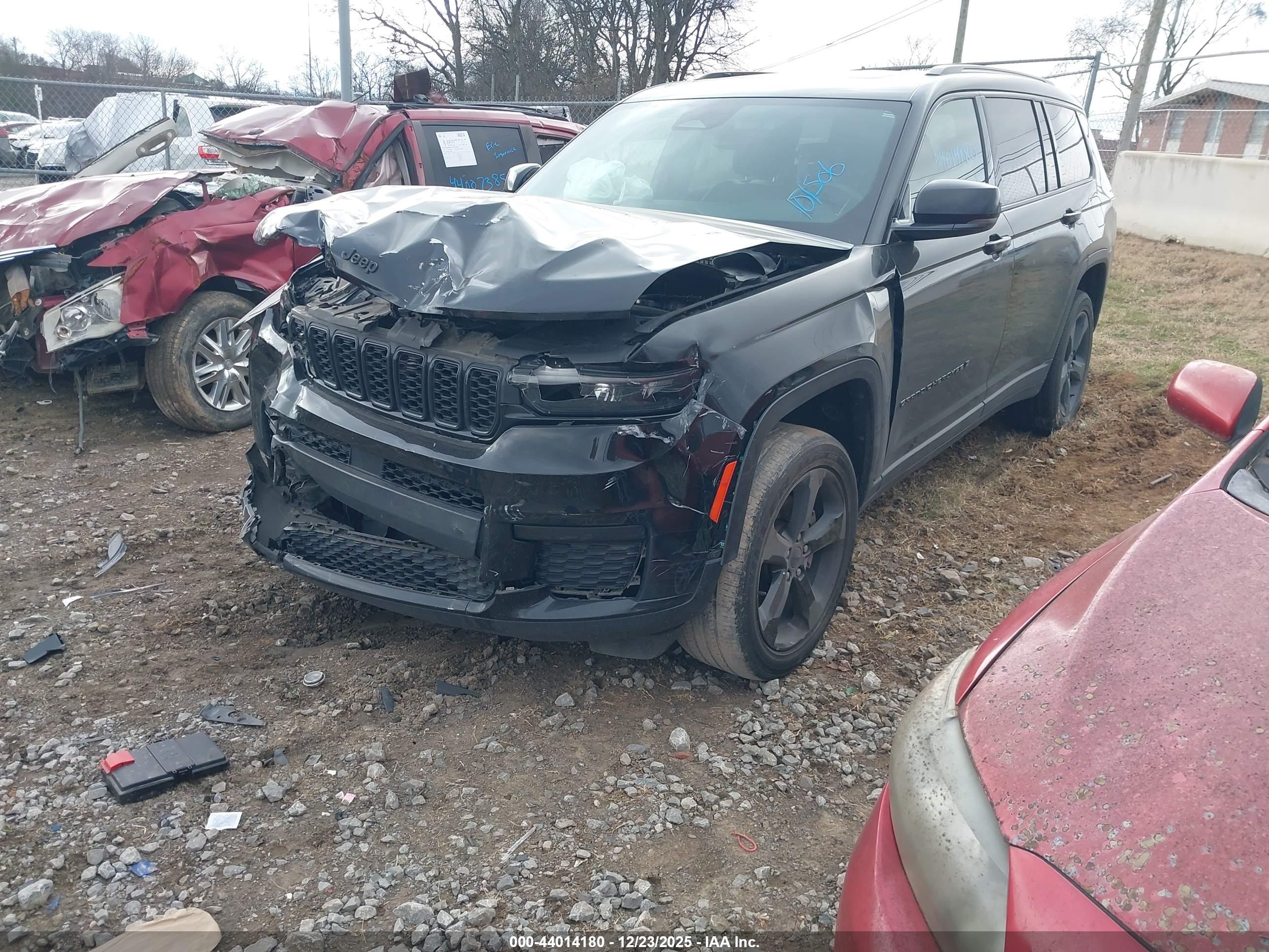 JEEP GRAND image 2