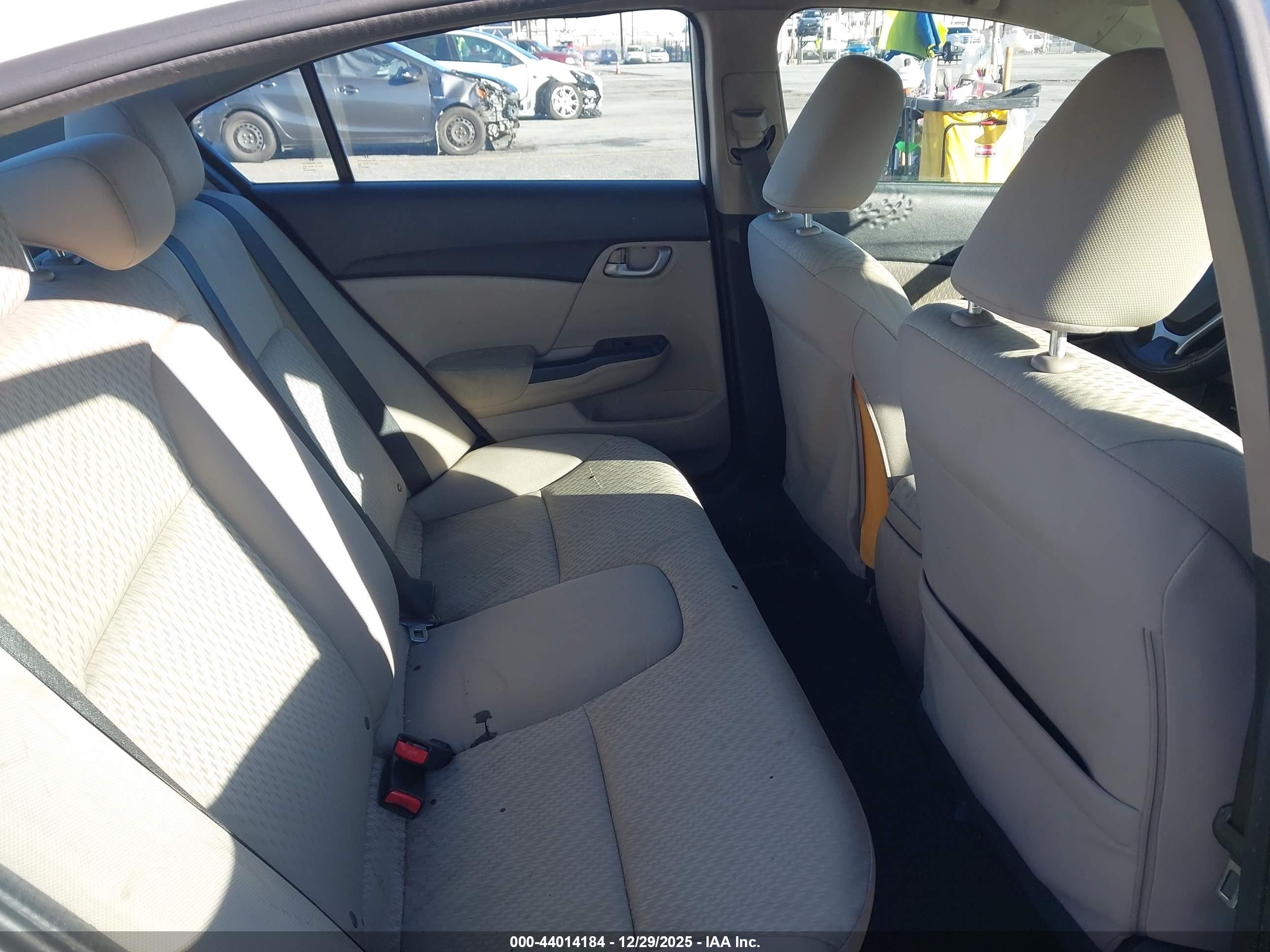 HONDA CIVIC image 8