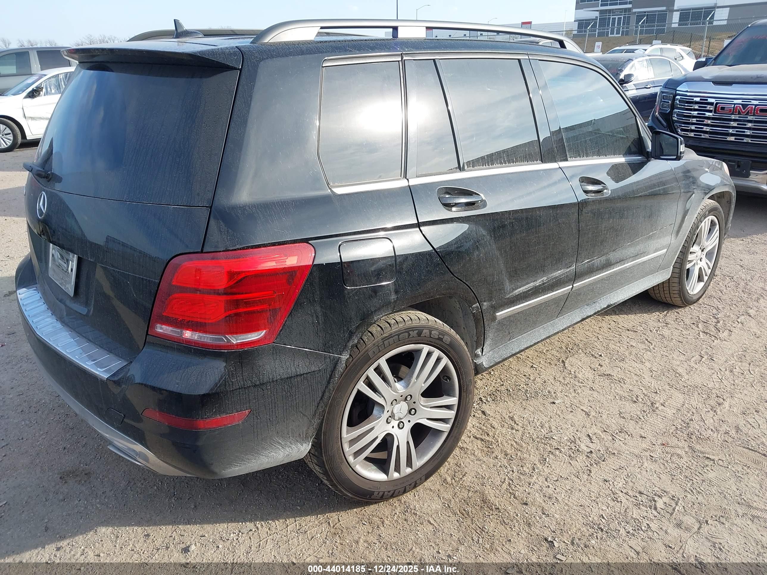 MERCEDES-BENZ GLK image 4