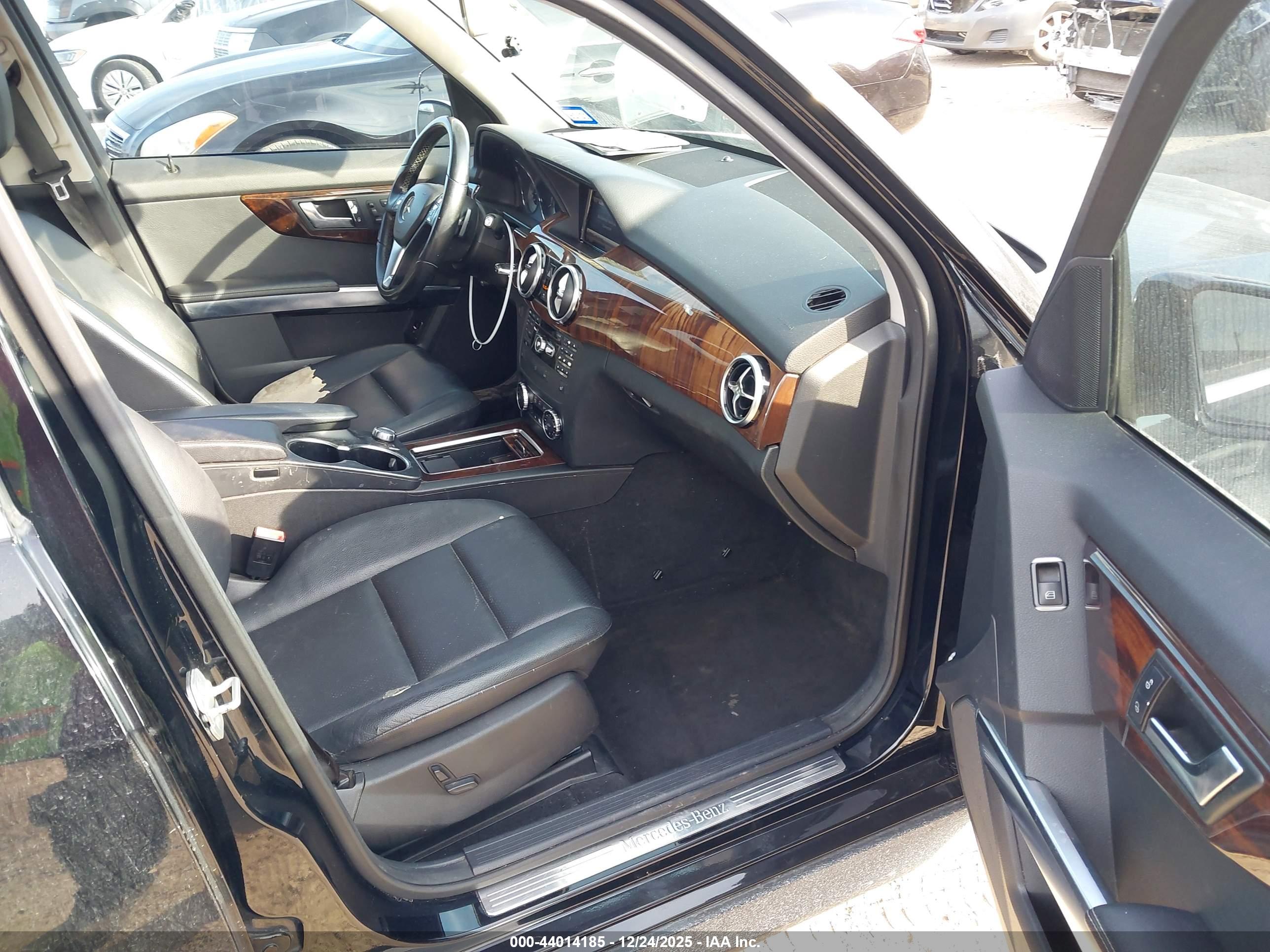 MERCEDES-BENZ GLK image 5