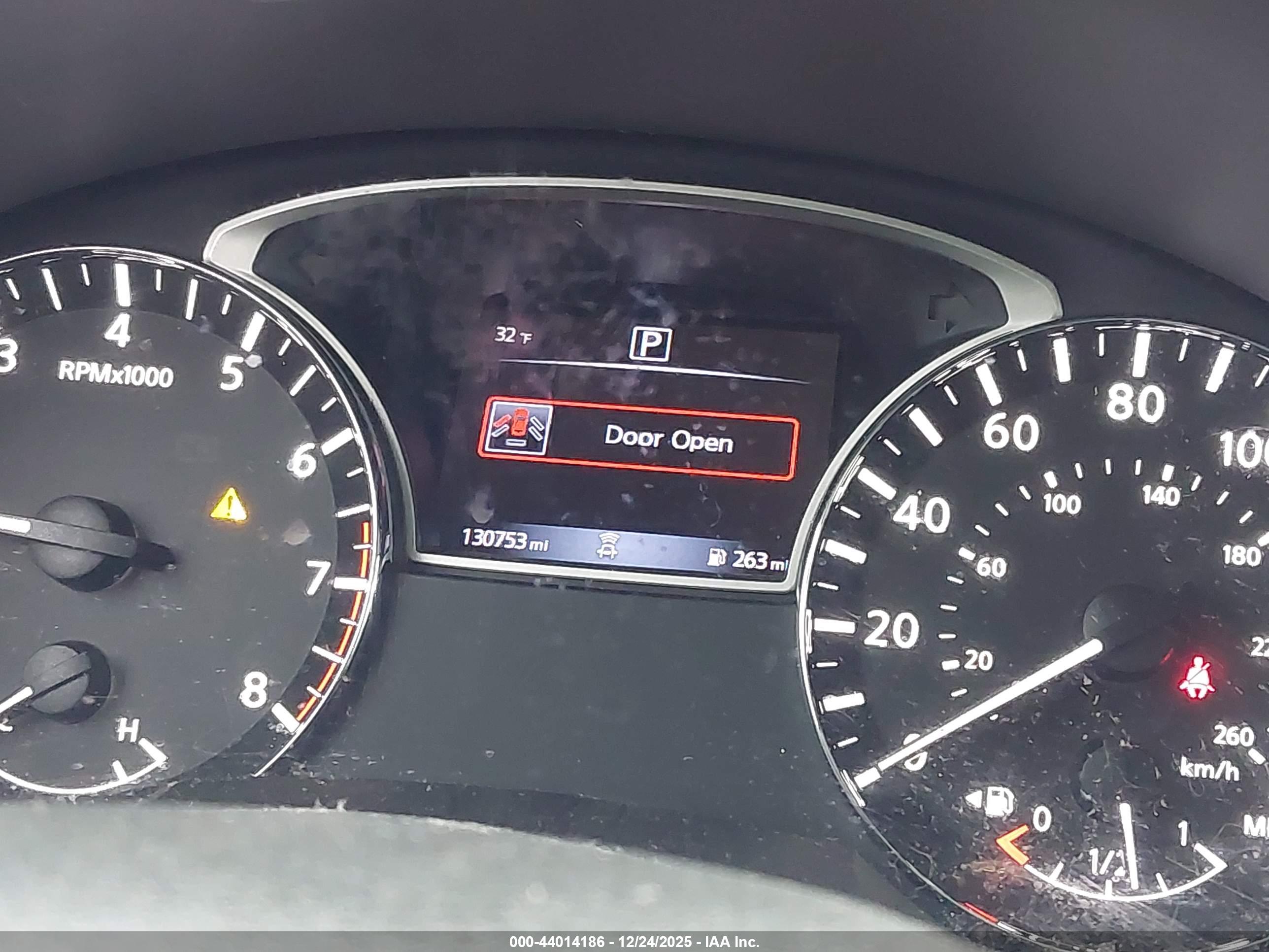 NISSAN ALTIMA image 7