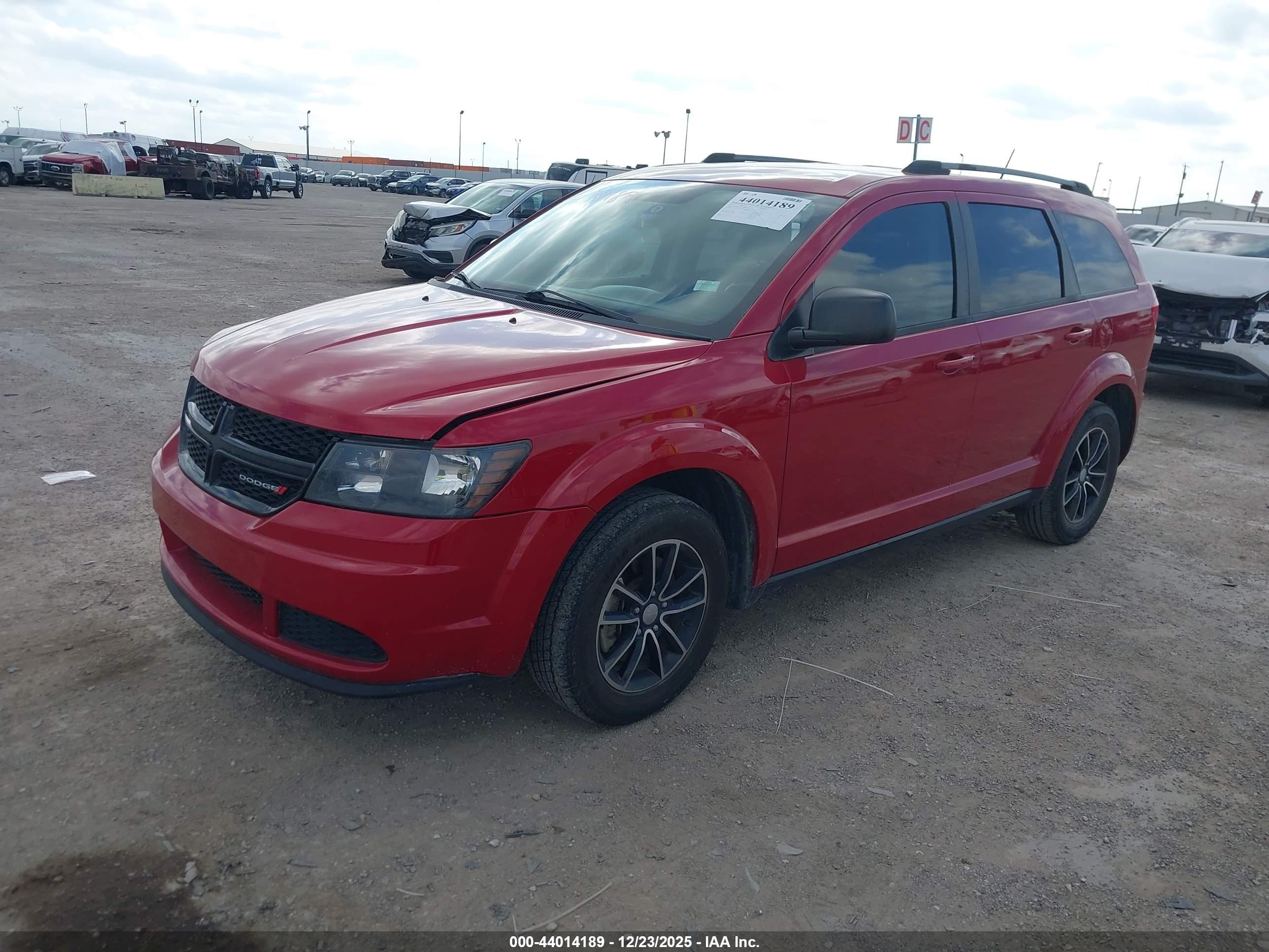 DODGE JOURNEY image 2