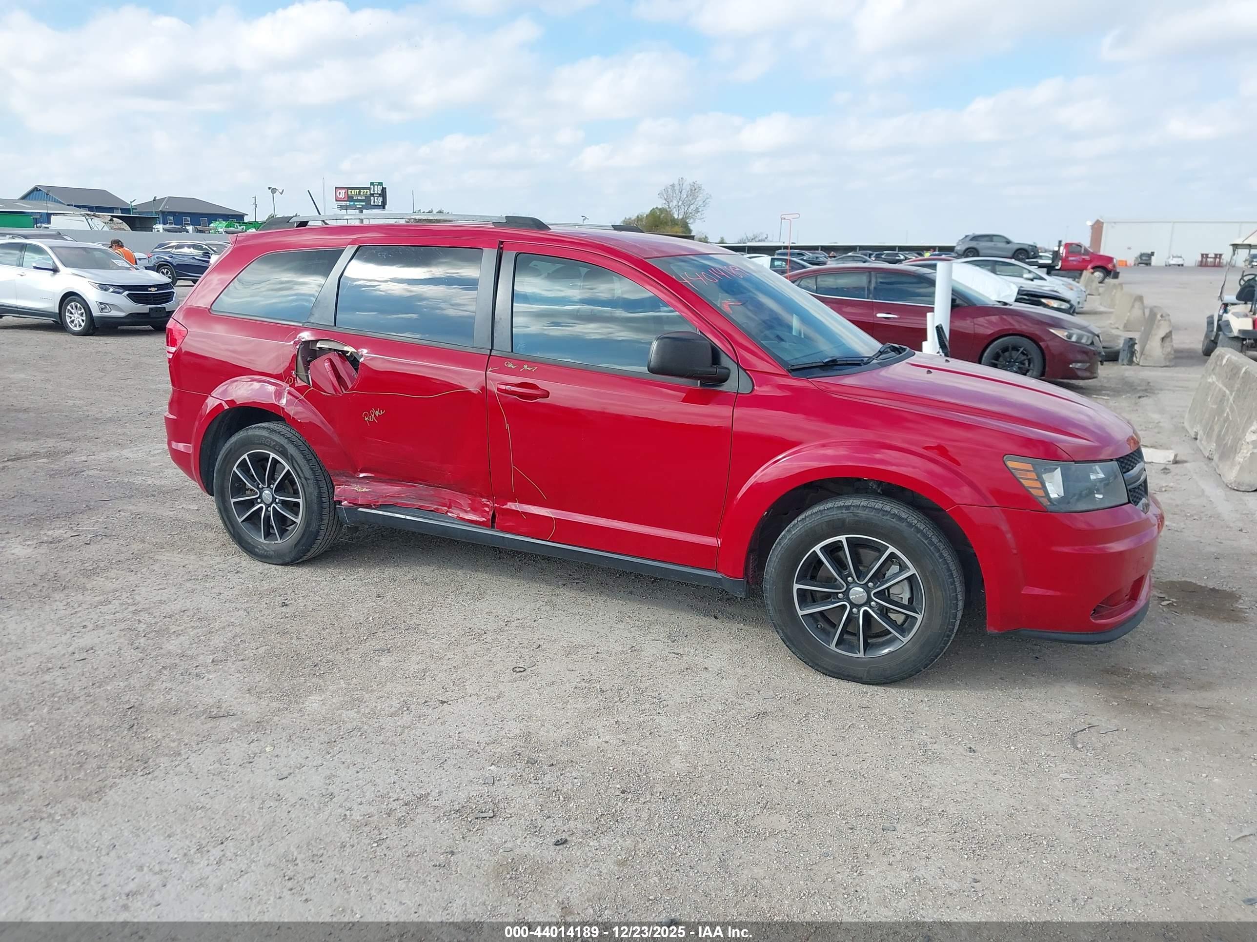 DODGE JOURNEY image 6