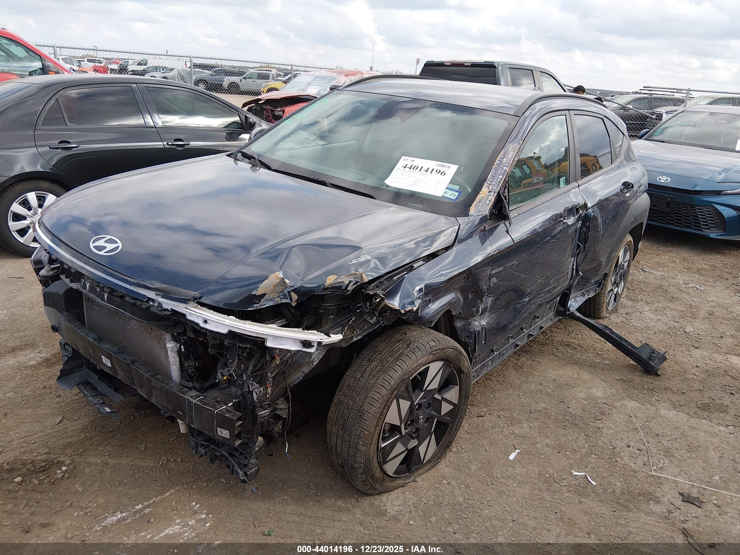 HYUNDAI KONA image 2