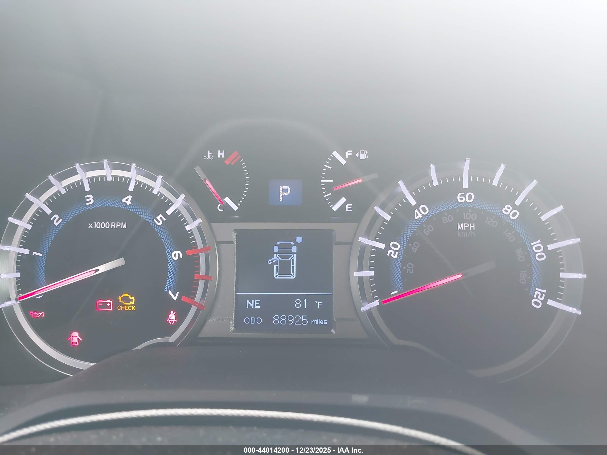 TOYOTA 4RUNNER image 7