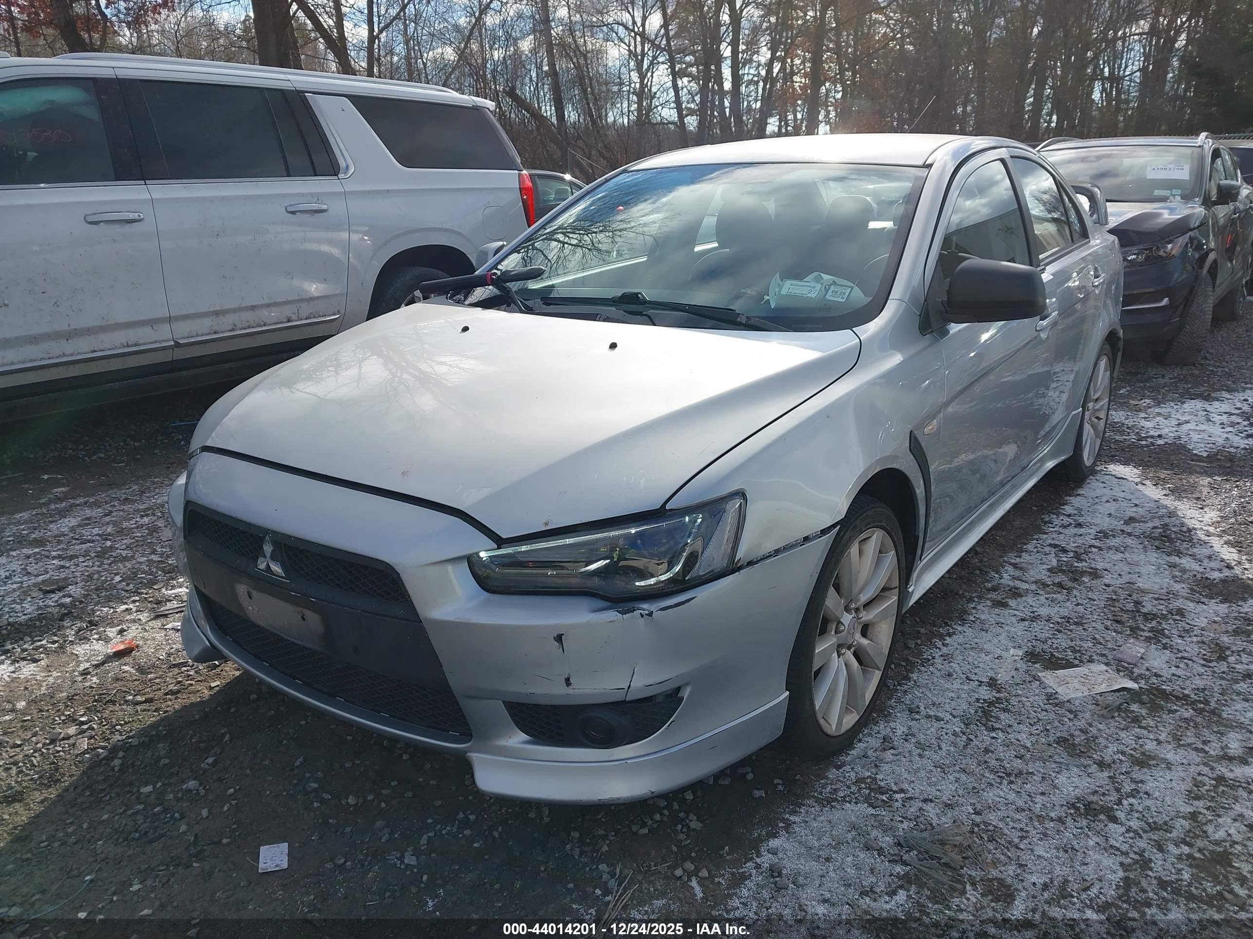 MITSUBISHI LANCER image 6
