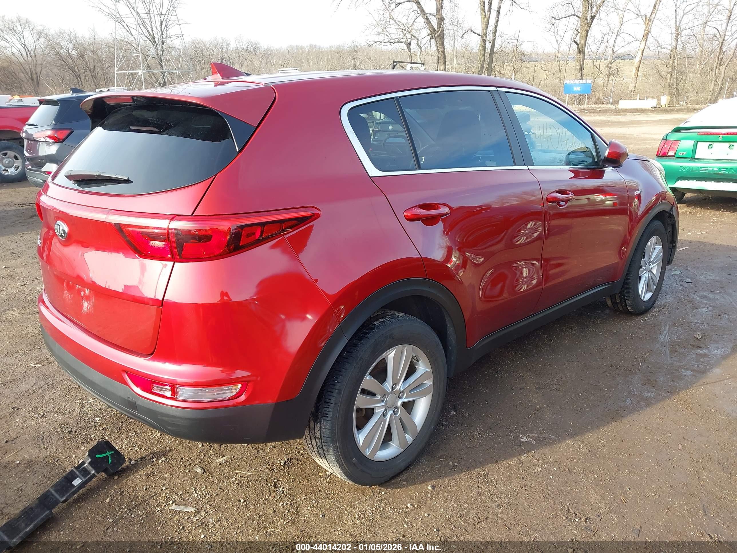 KIA SPORTAGE image 4