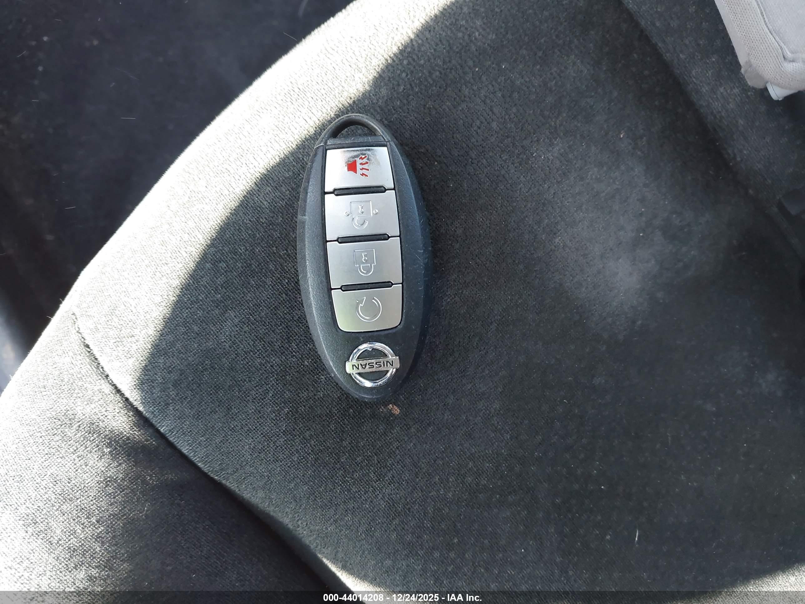 NISSAN MURANO image 11