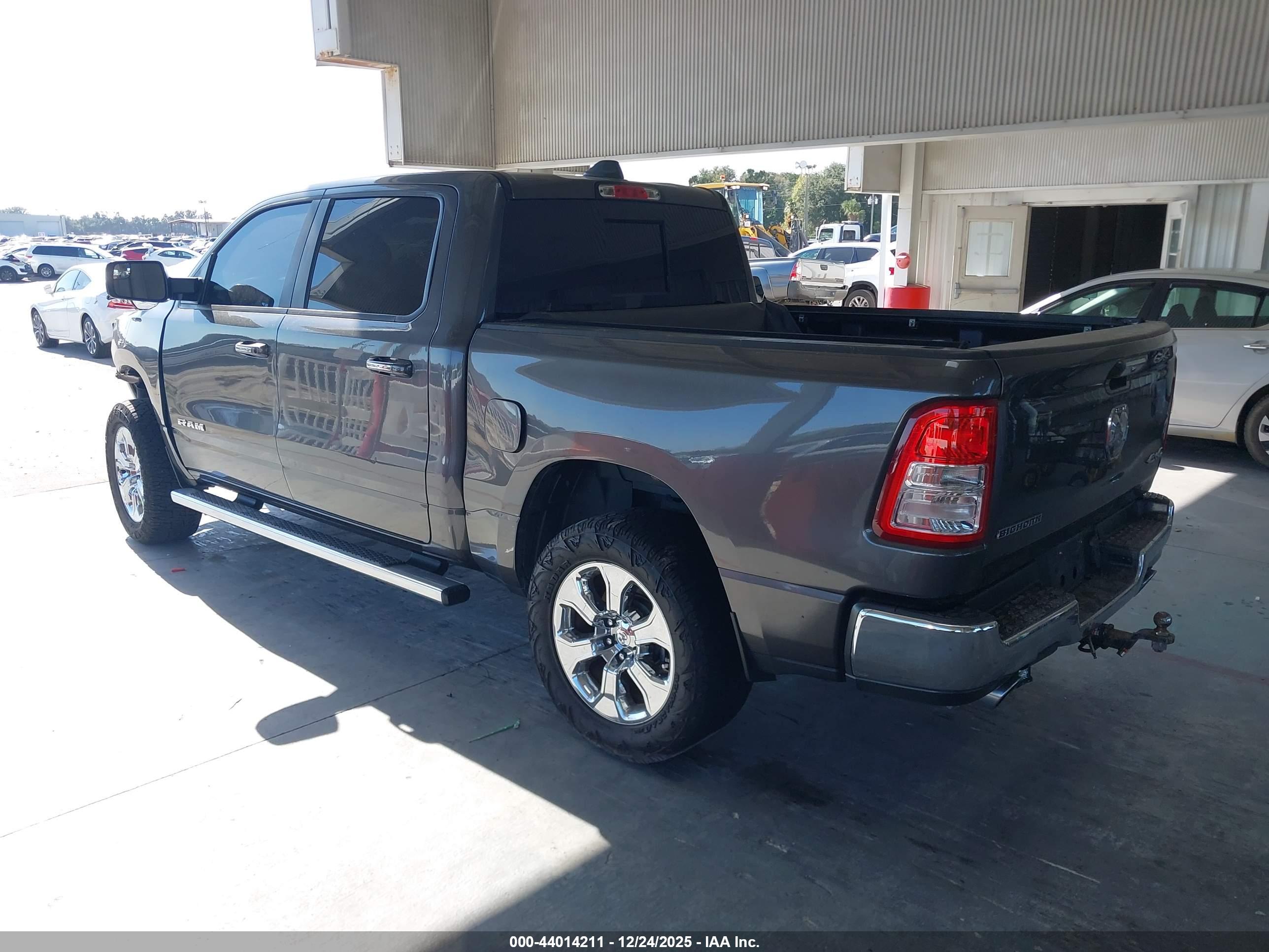 RAM 1500 image 3