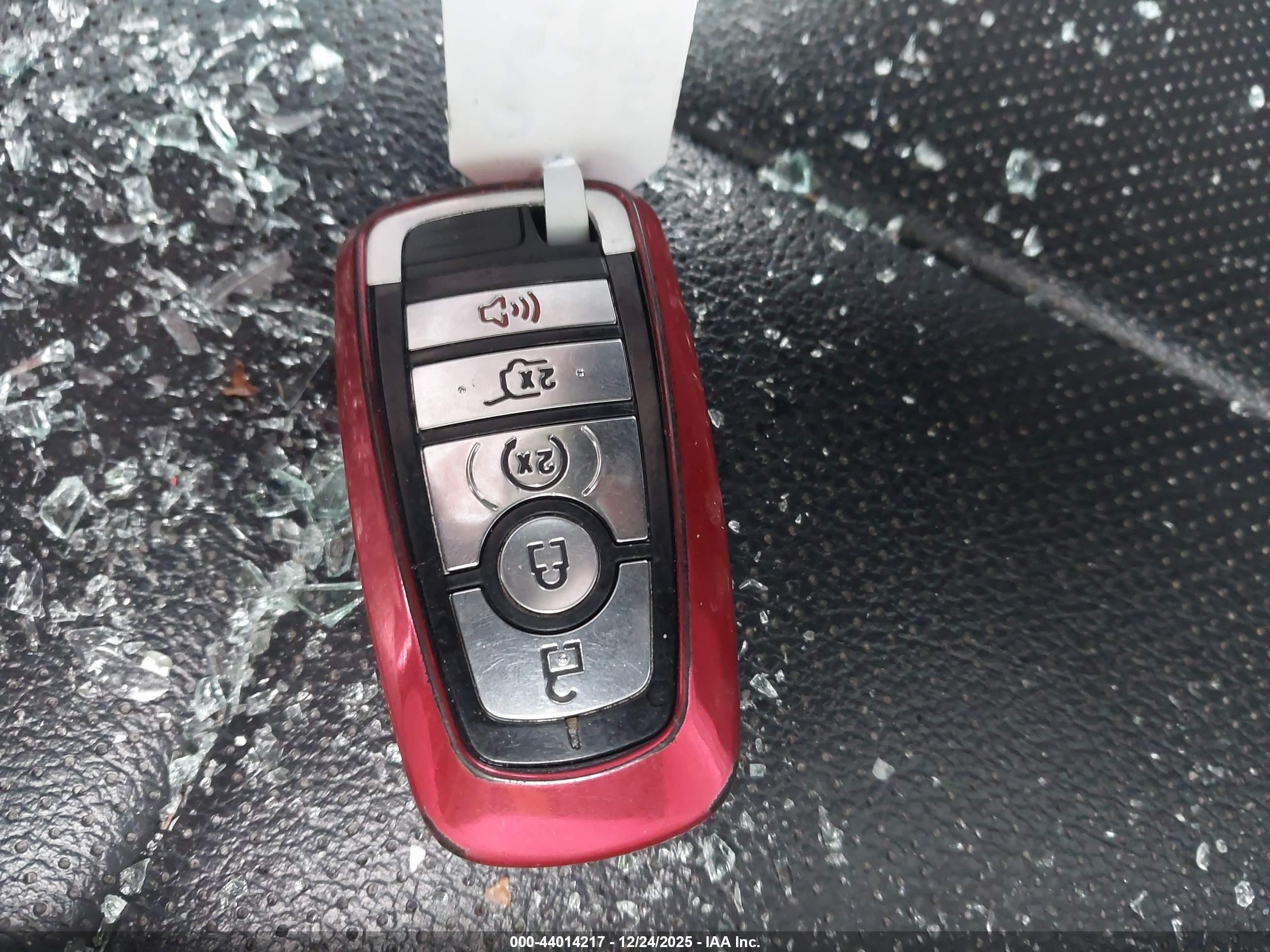 FORD EXPEDITION image 11
