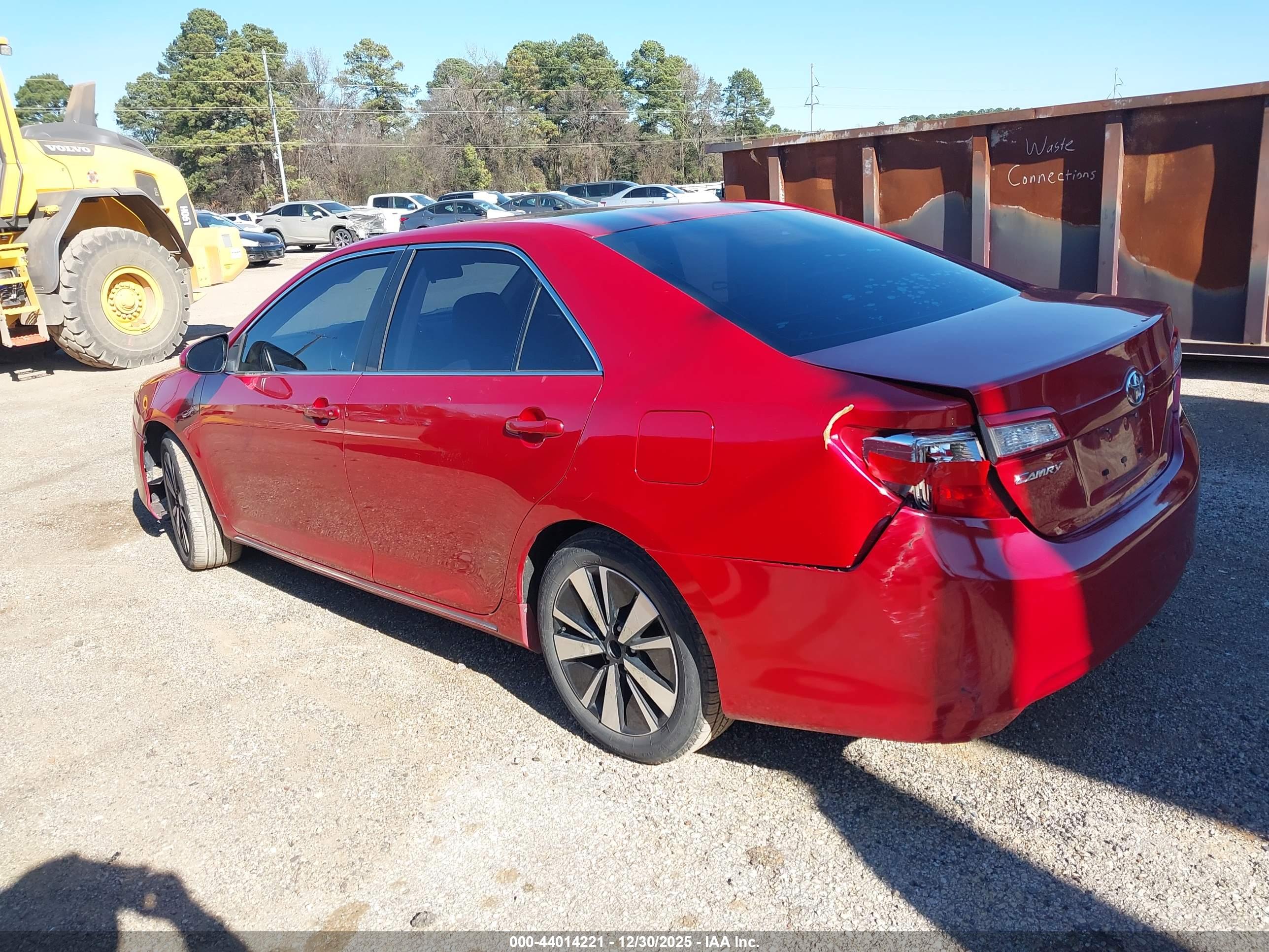 TOYOTA CAMRY image 3