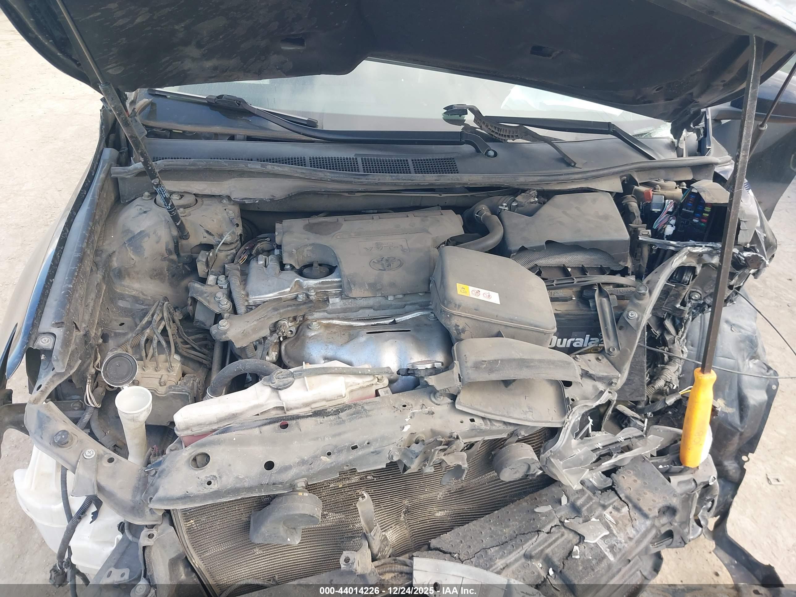 TOYOTA CAMRY image 10
