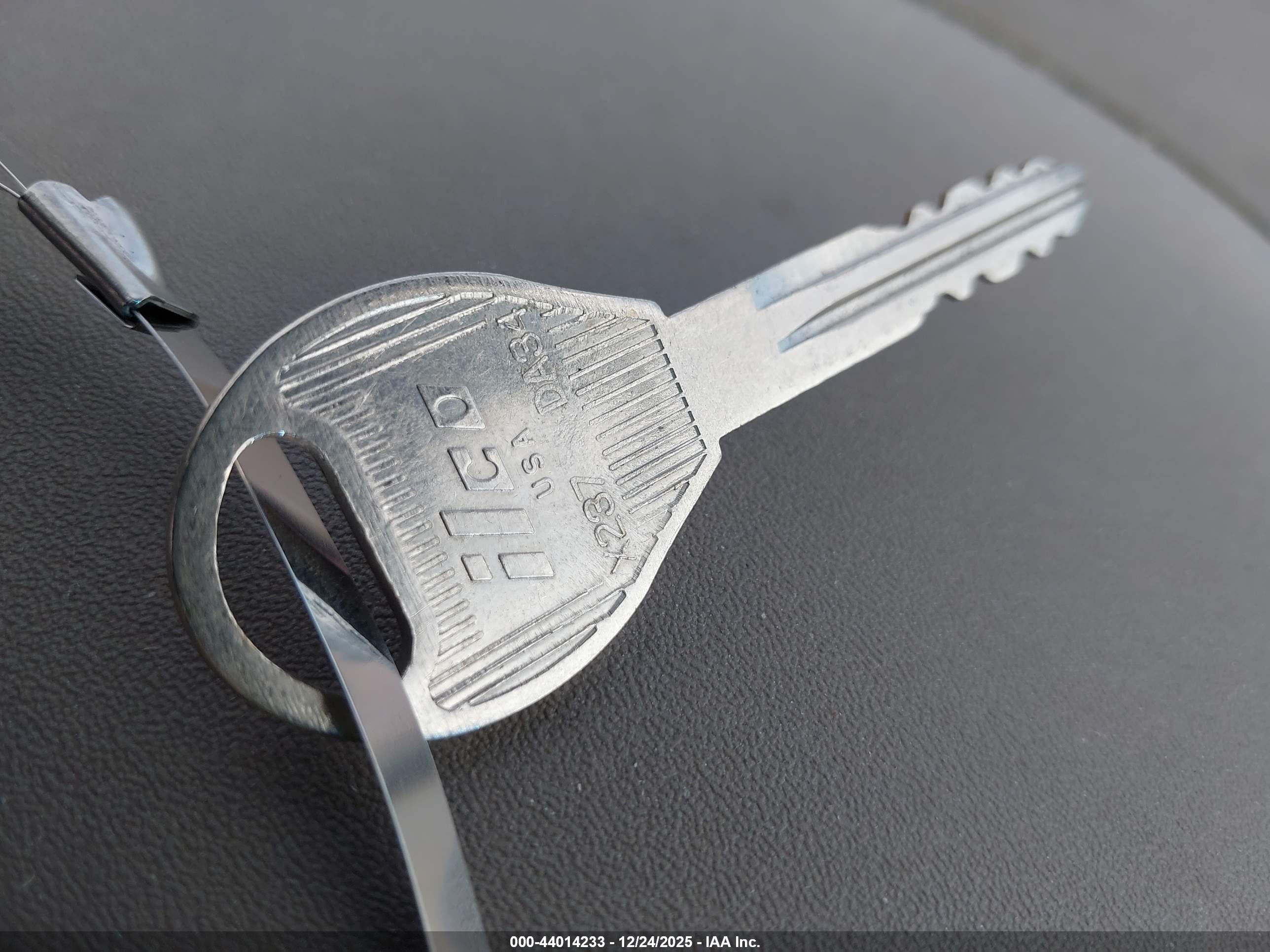 NISSAN FRONTIER image 11